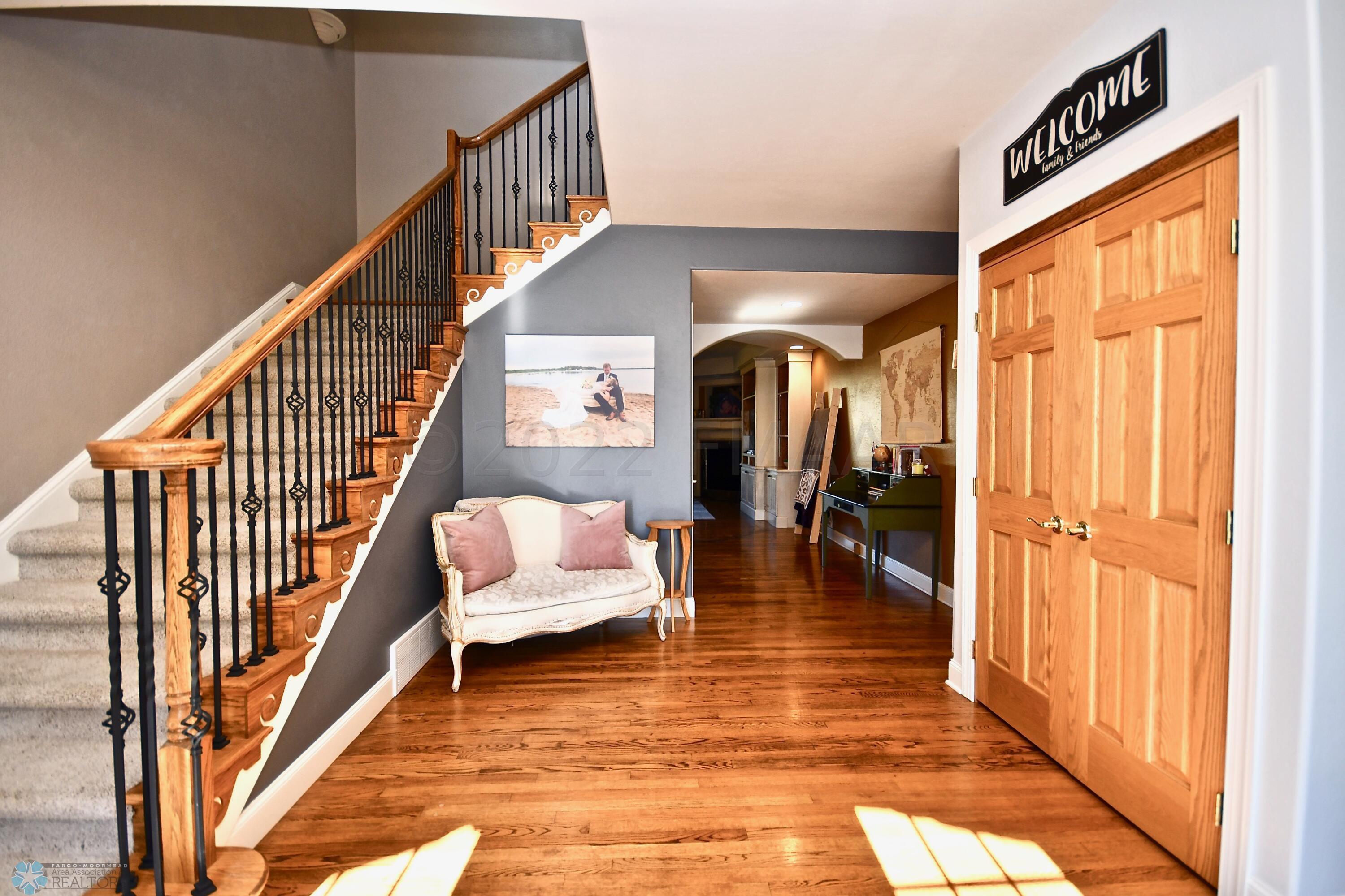 Spacious Entryway