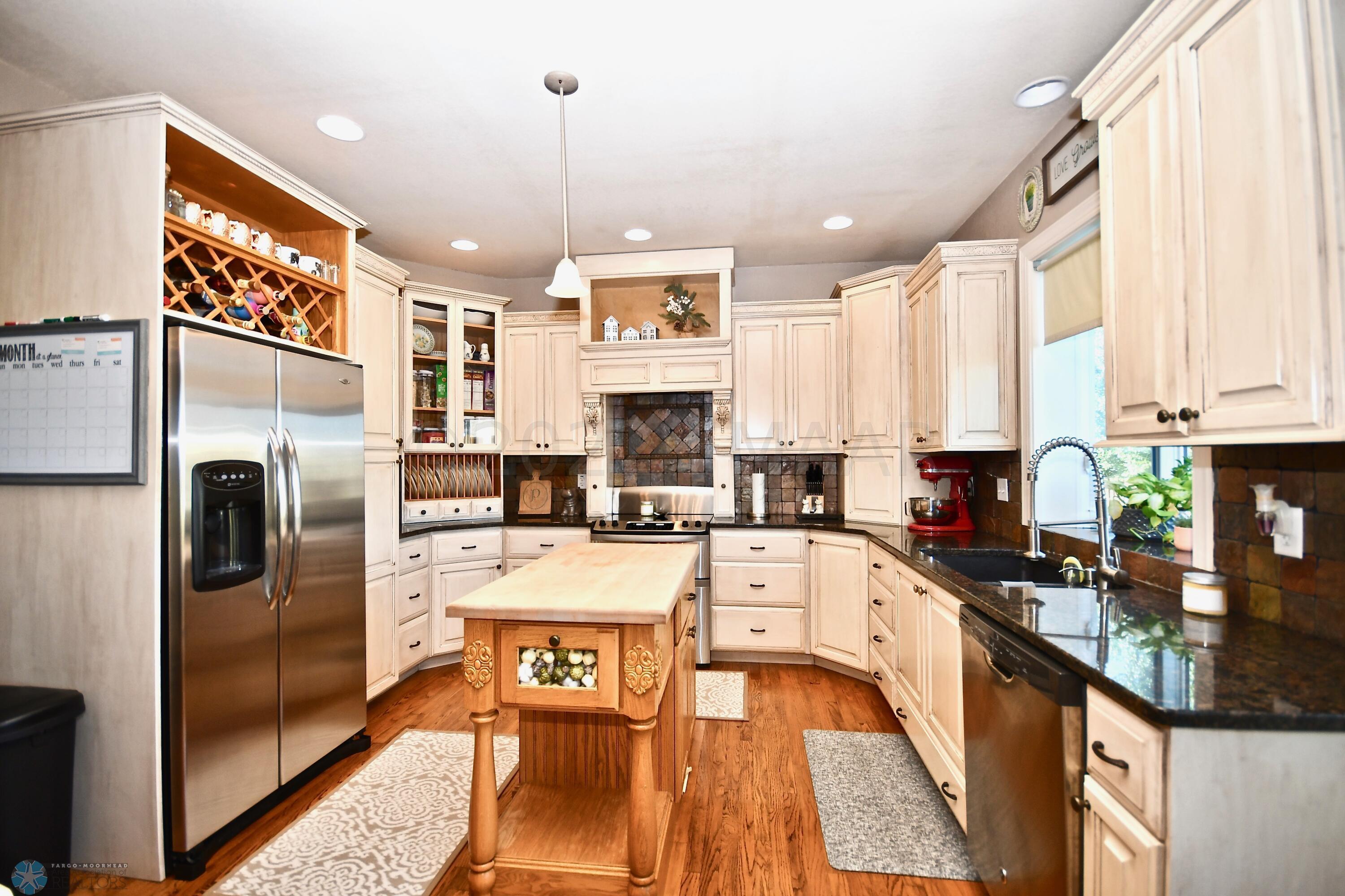 Kitchen 2