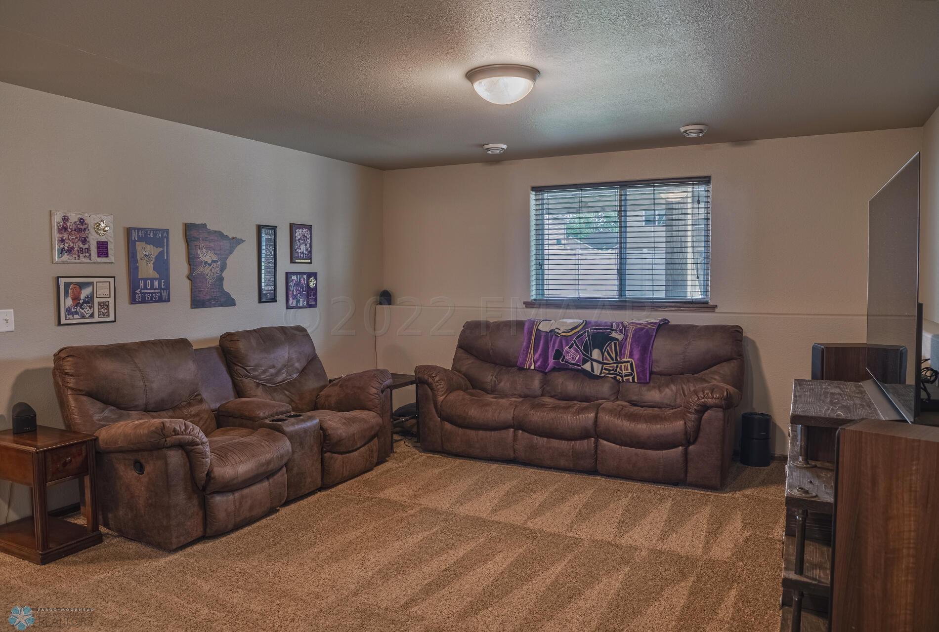 1A0A1075-HDR