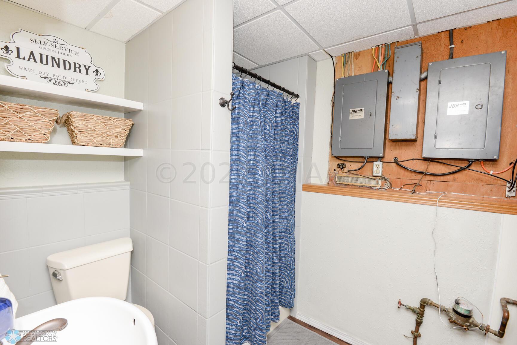 3/4 Bathroom