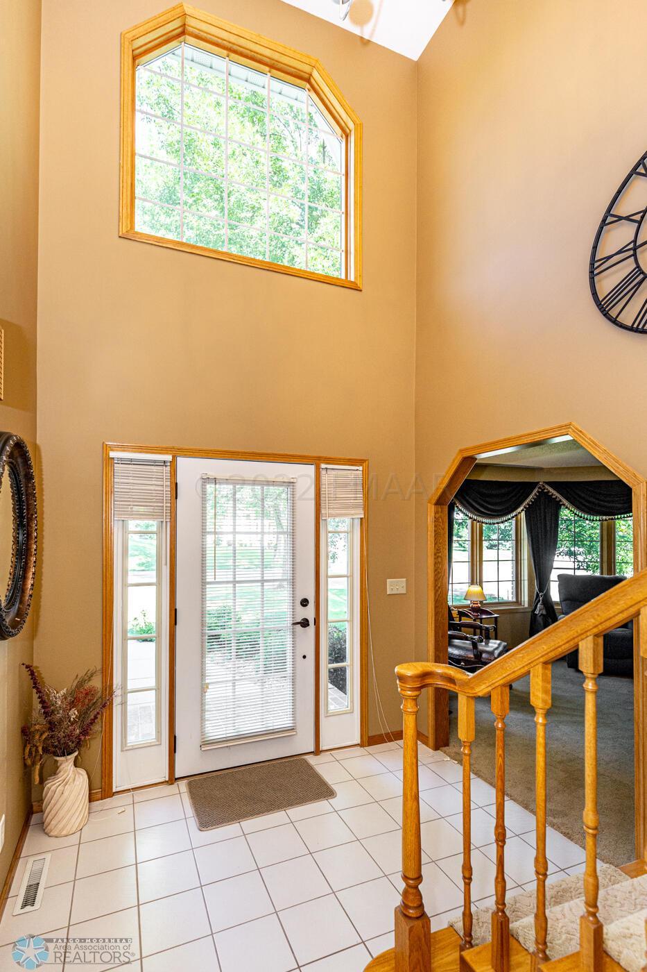 2-Story Foyer