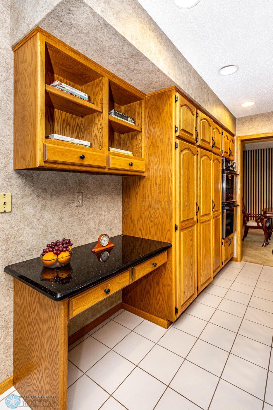 Desk/Pantries