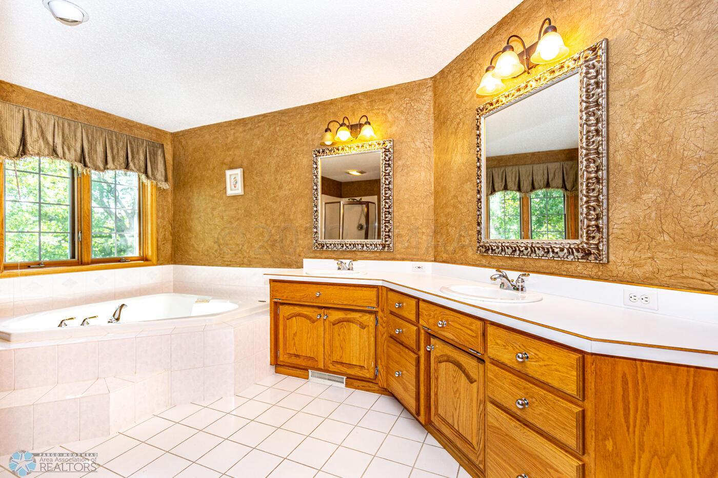 Owners' Suite Vanity