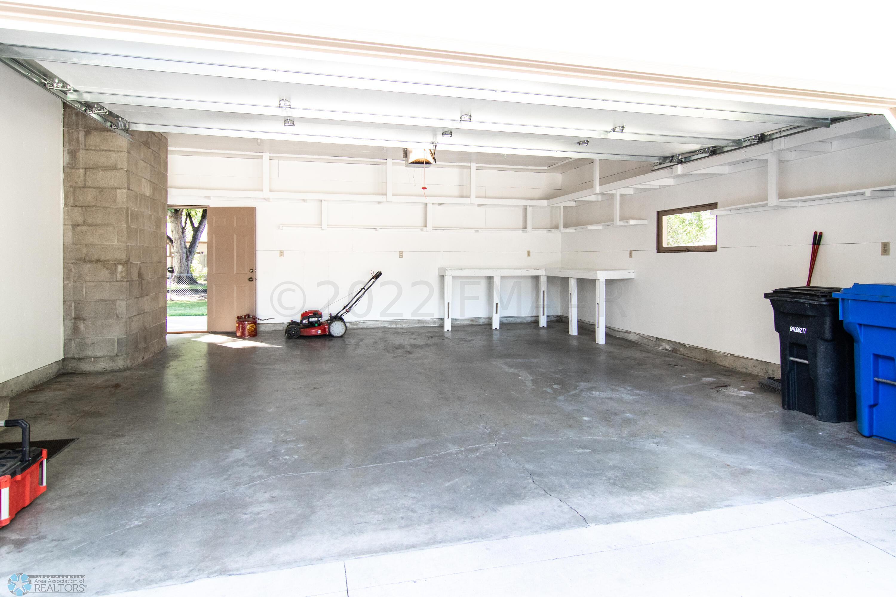 24x24 freshly painted garage