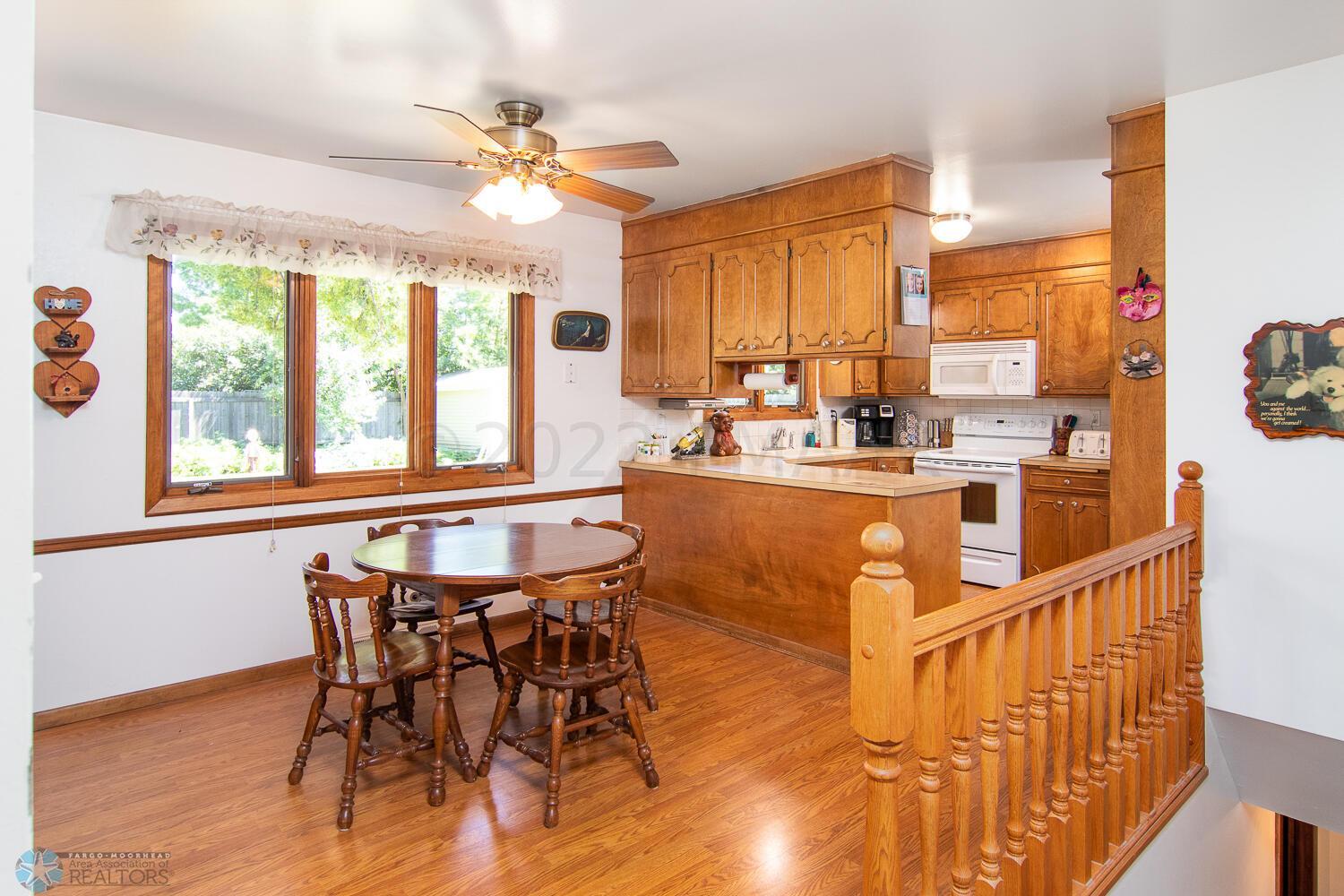 Dining/Kitchen