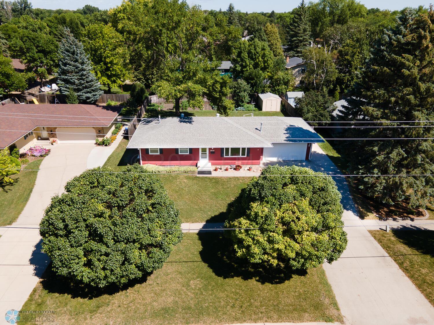 2849 Elm St N