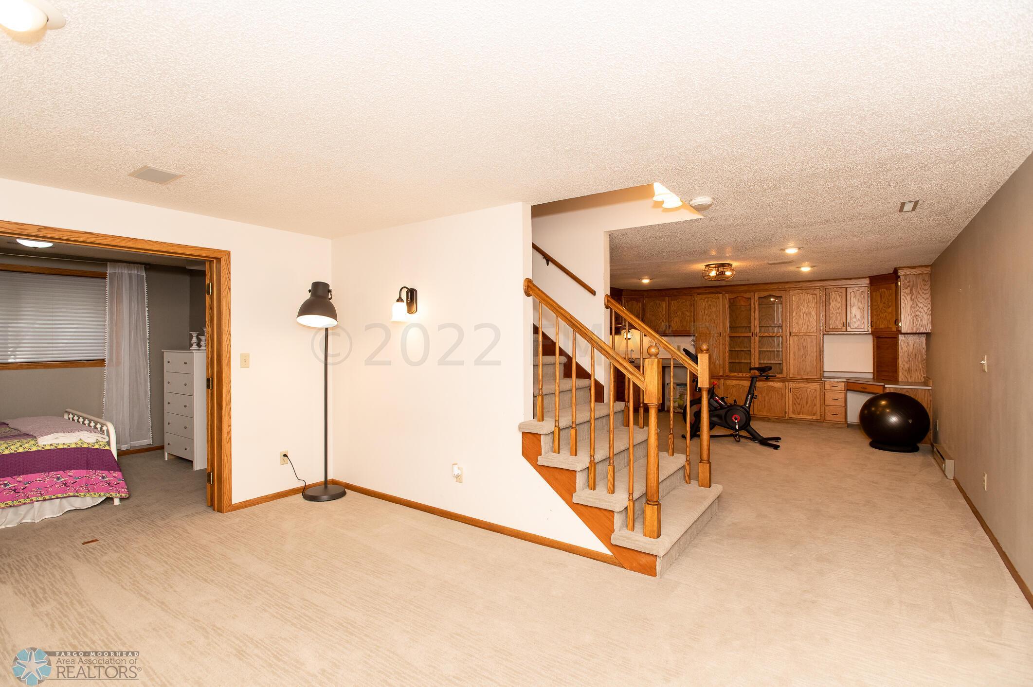 3850_15th_St_S-51