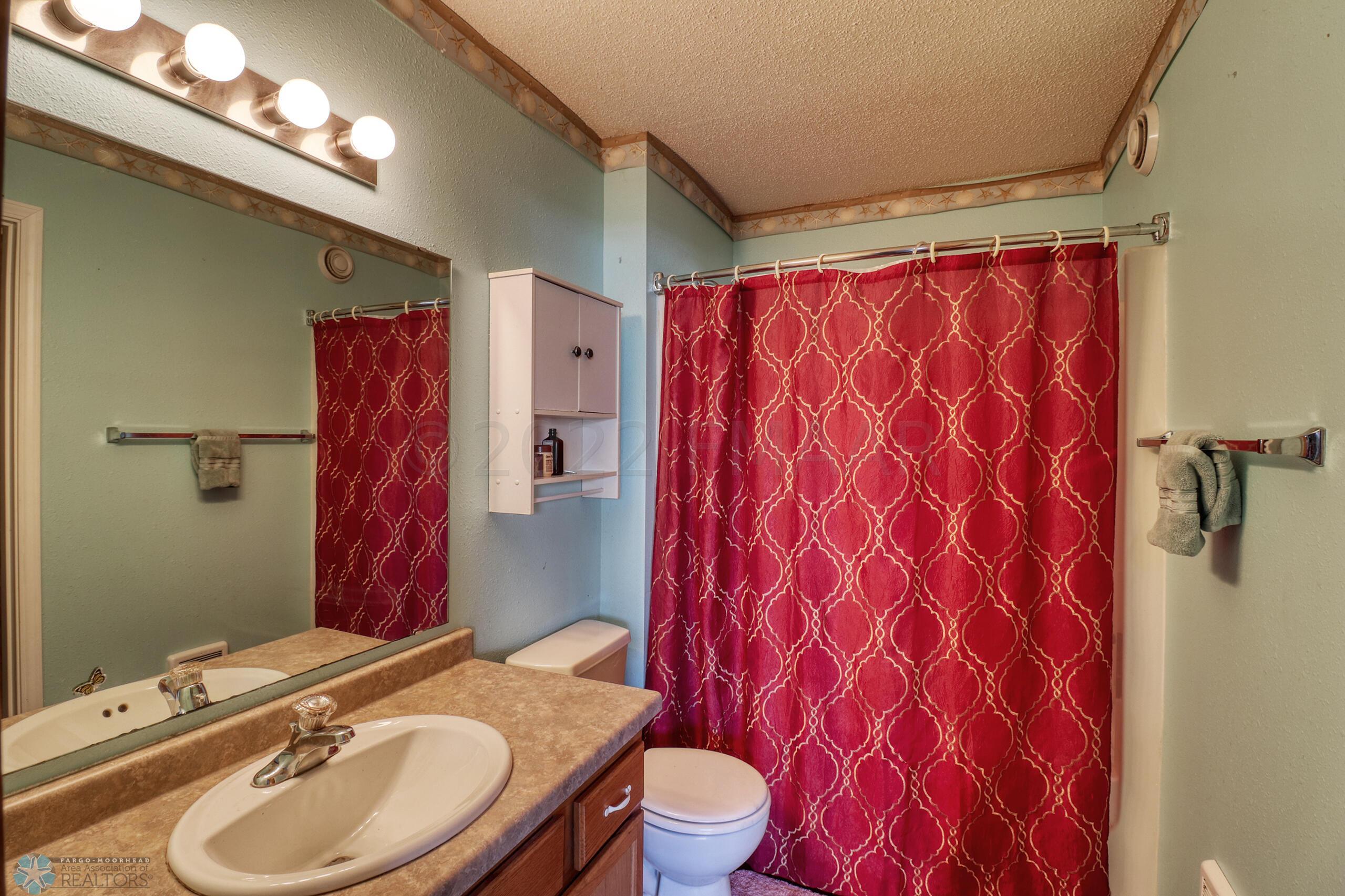 BasementBath1_1