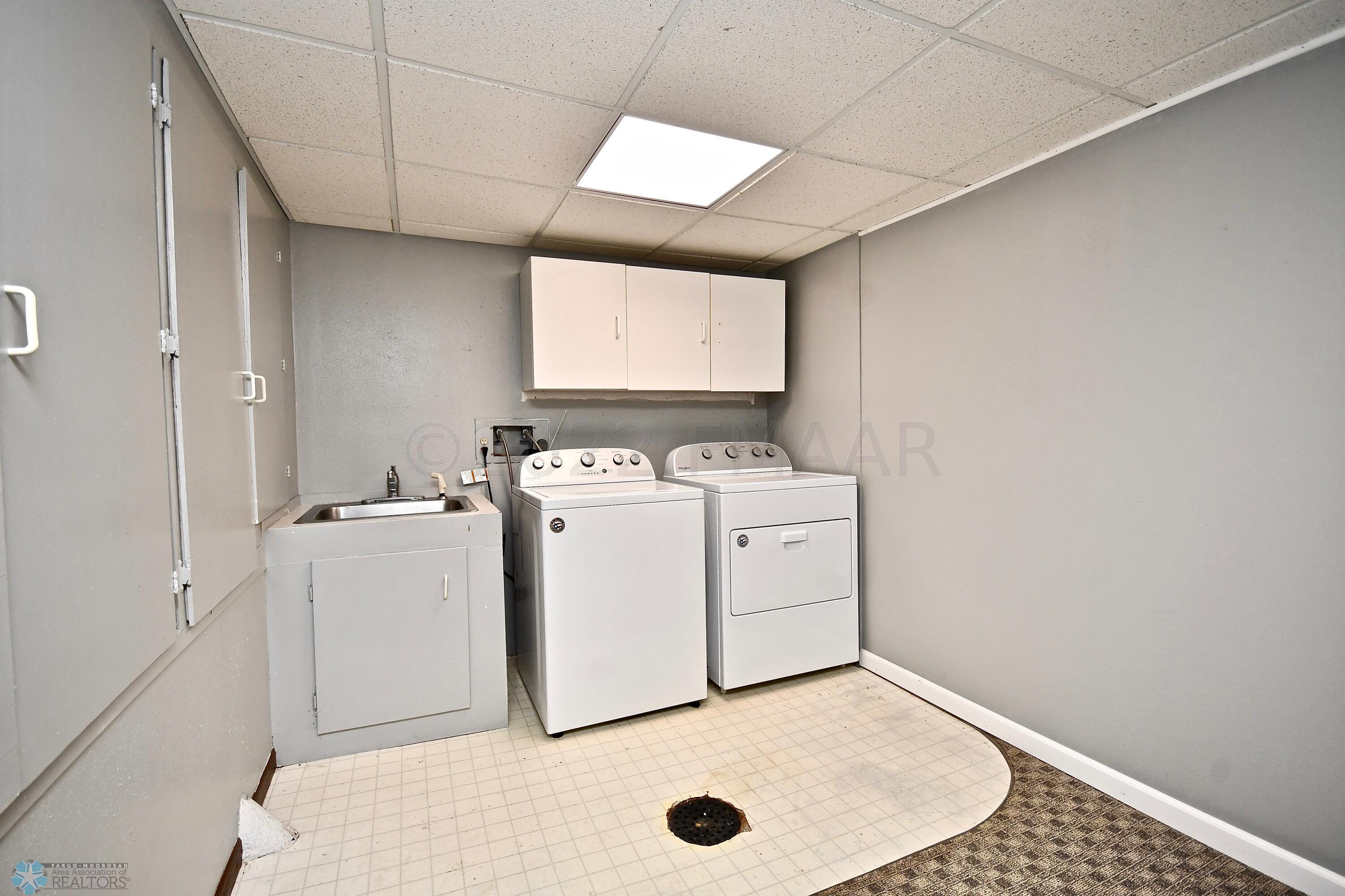 Laundry Room 2