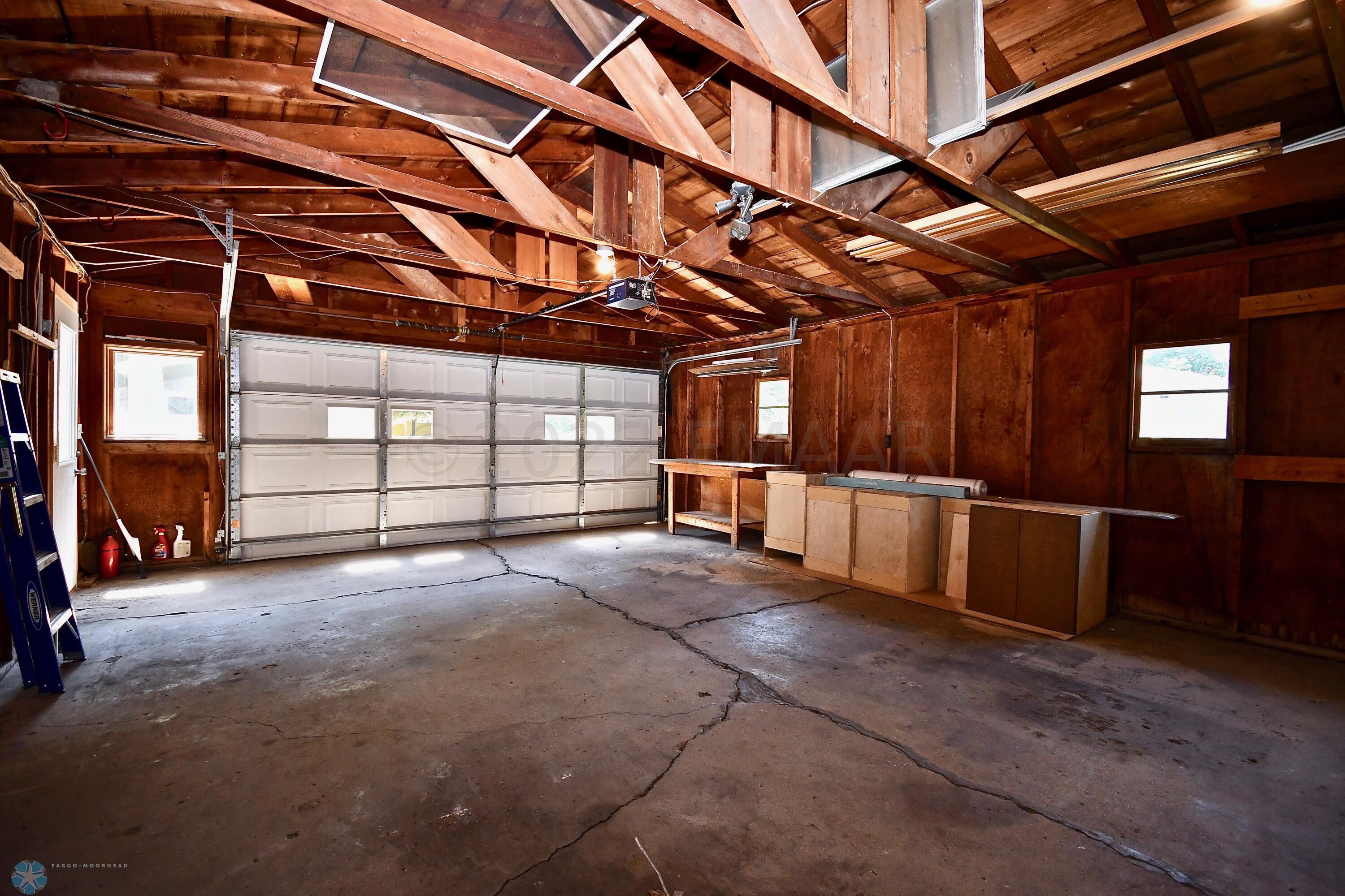 Detached Garage