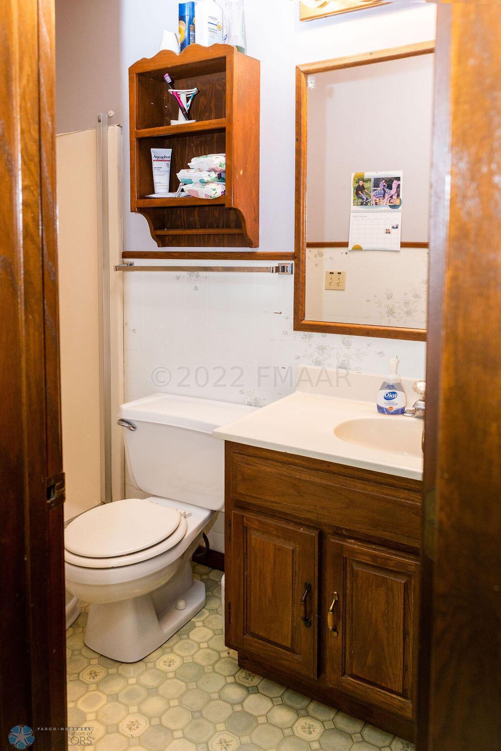 Main floor bath