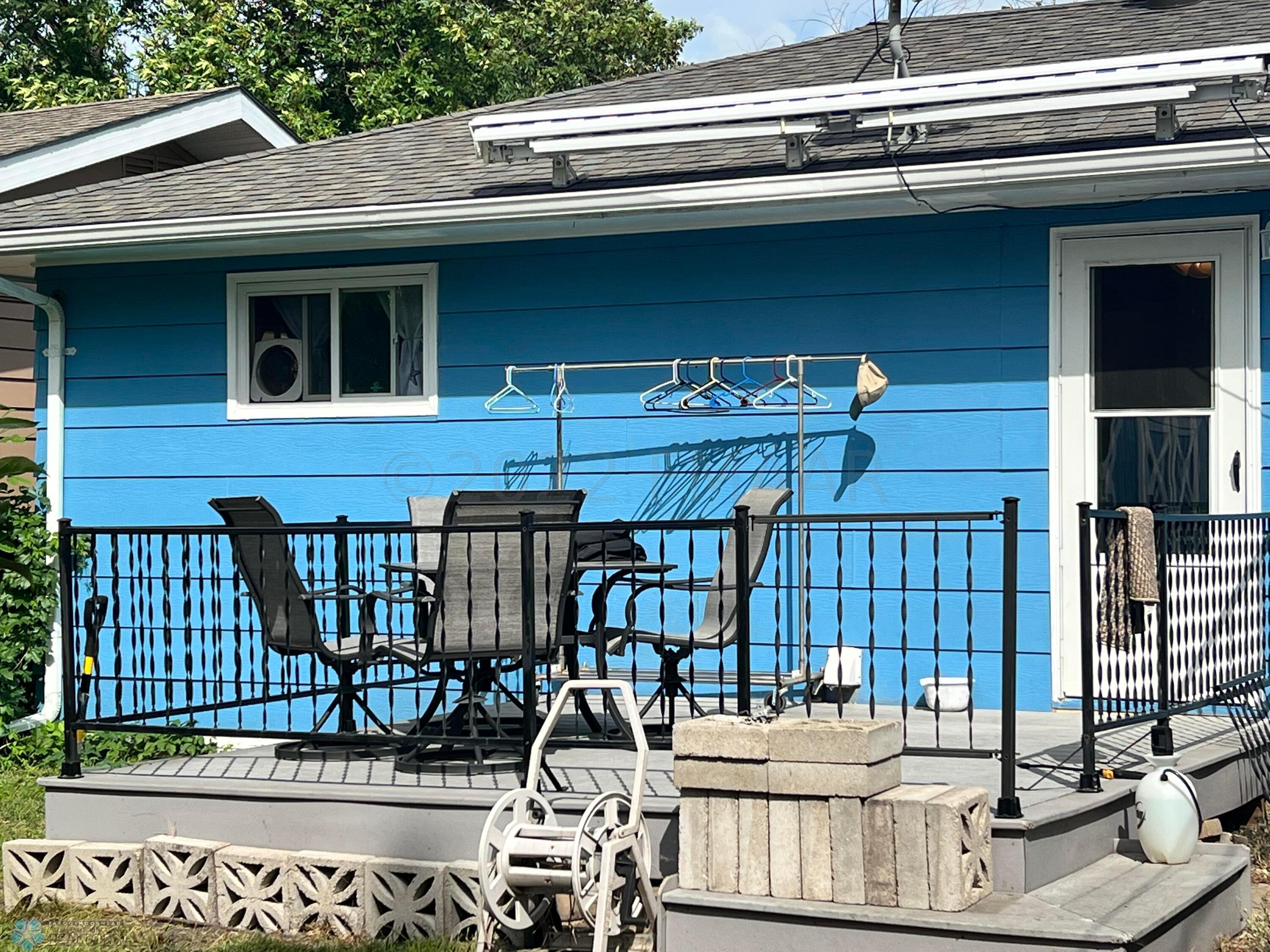 Back maintenance free deck
