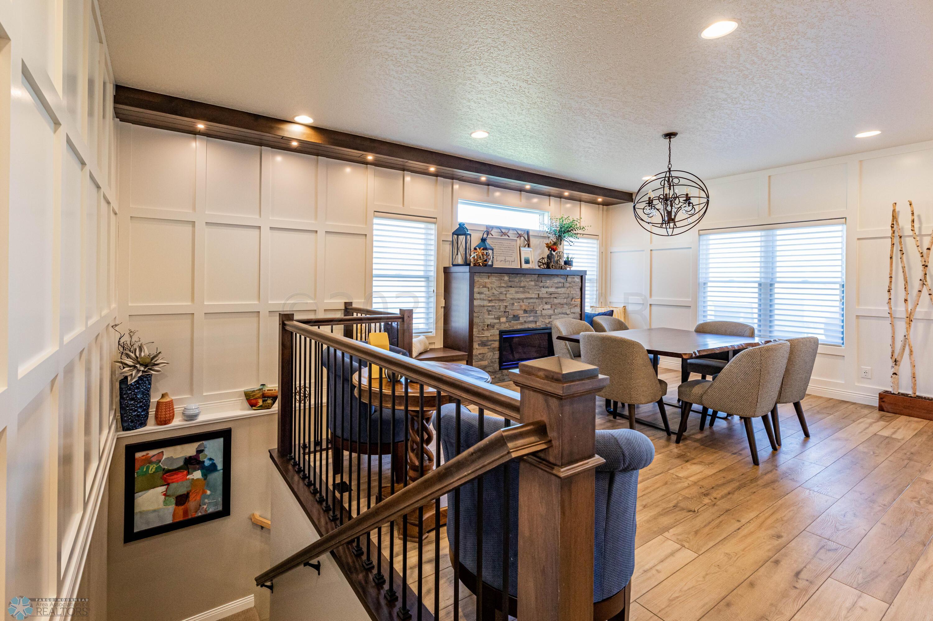 4763 (9 of 66)