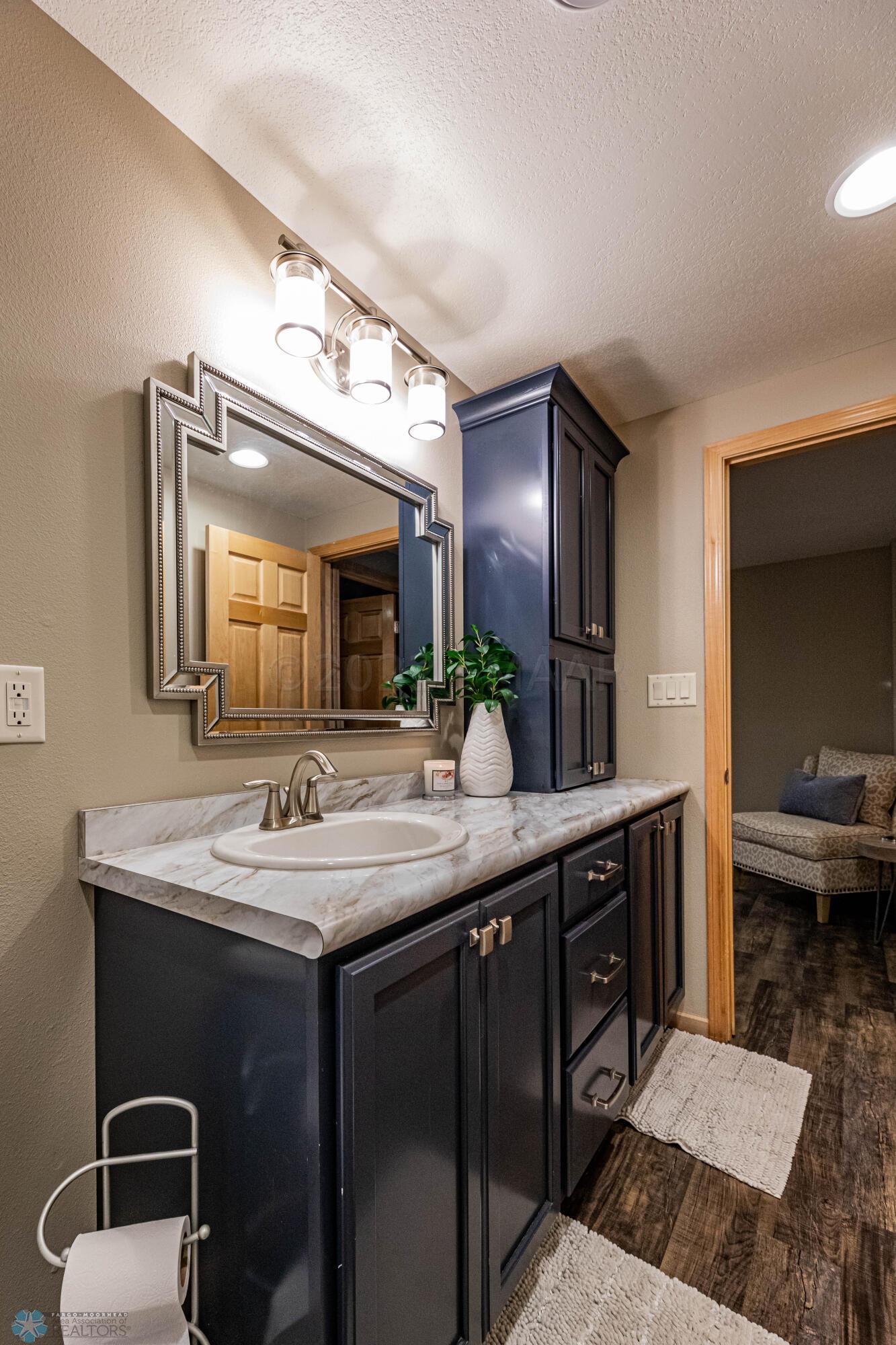 4763 (42 of 66)