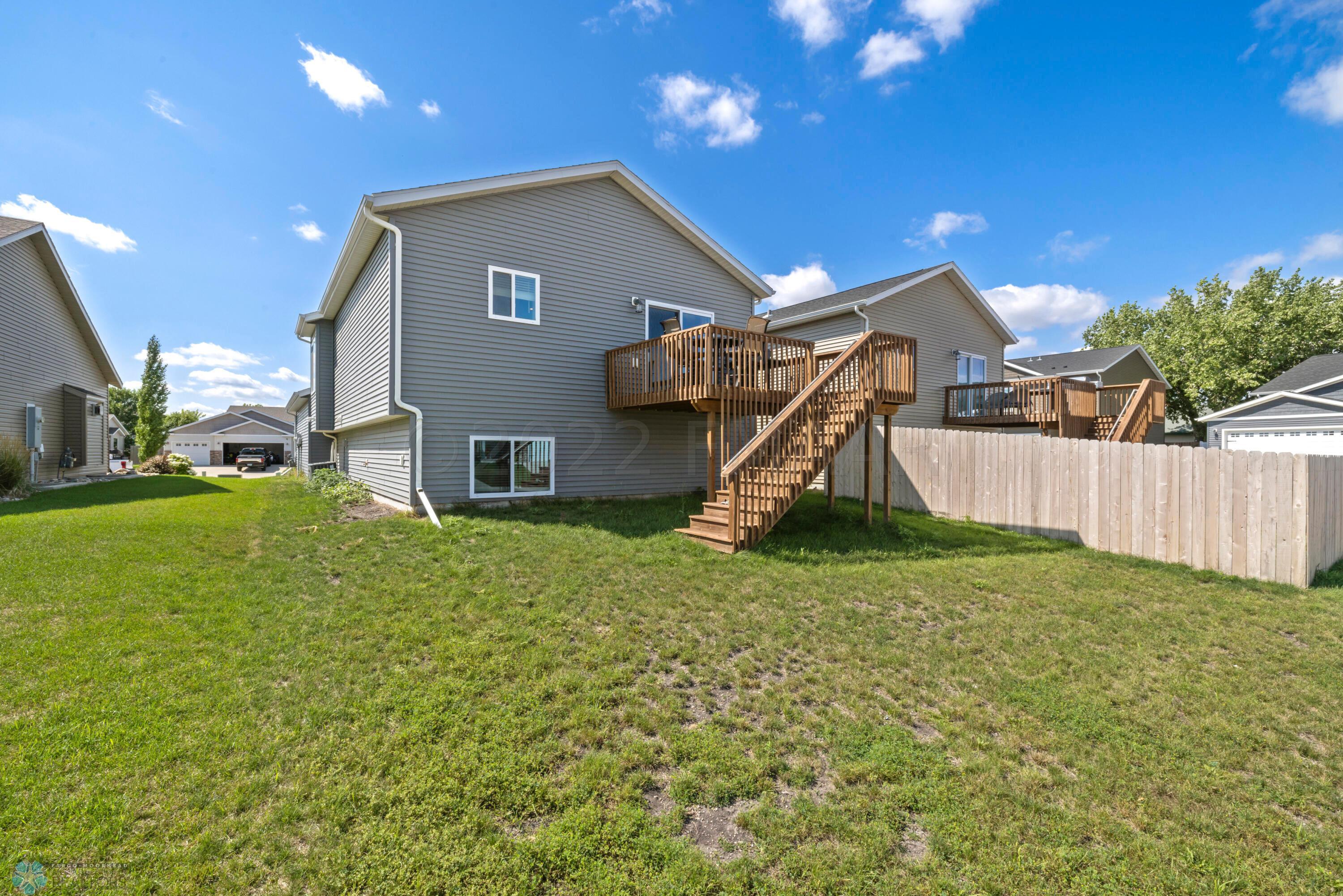 Amdak_6104 14th St S Fargo_25