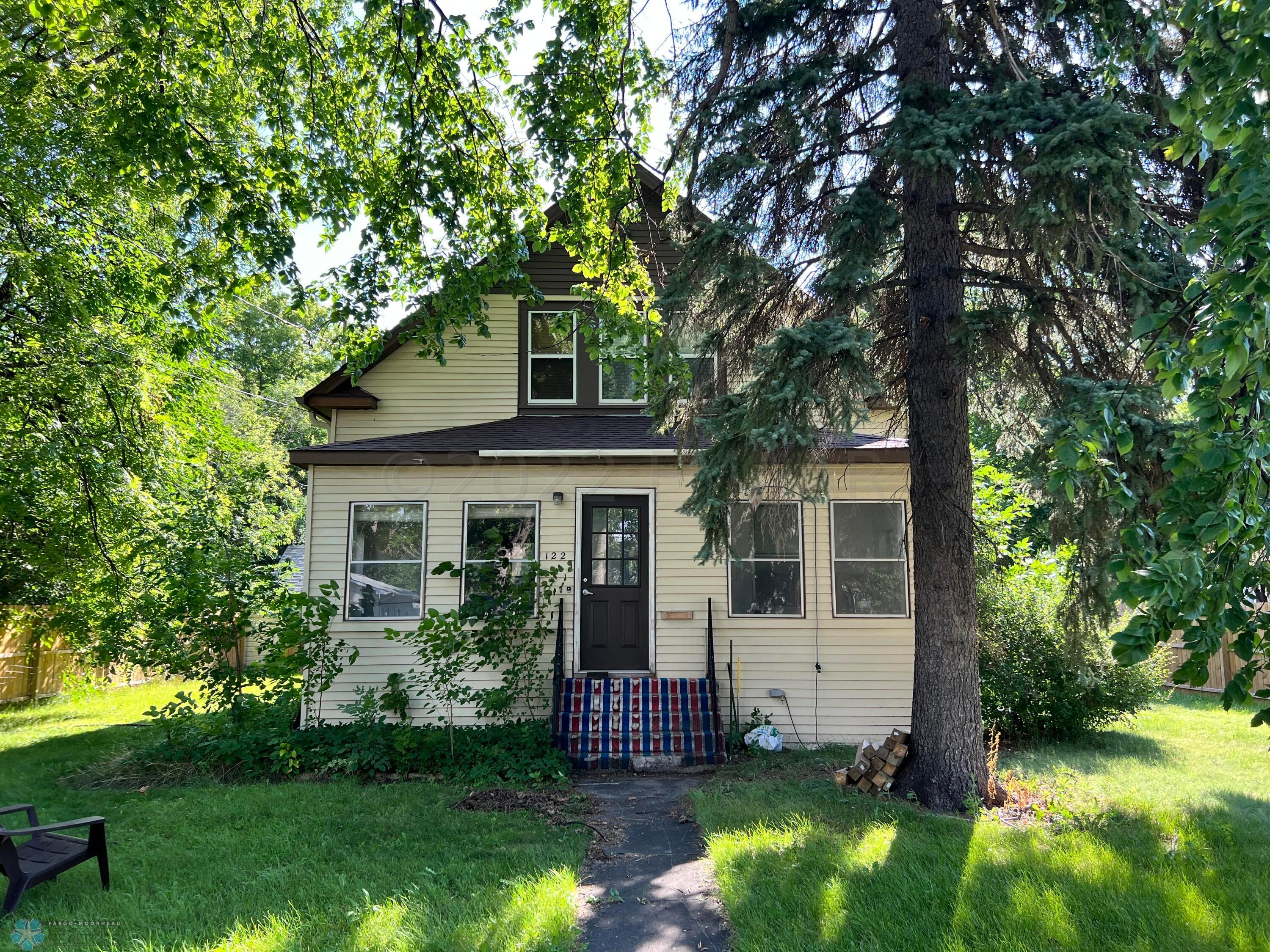 122 14th St S