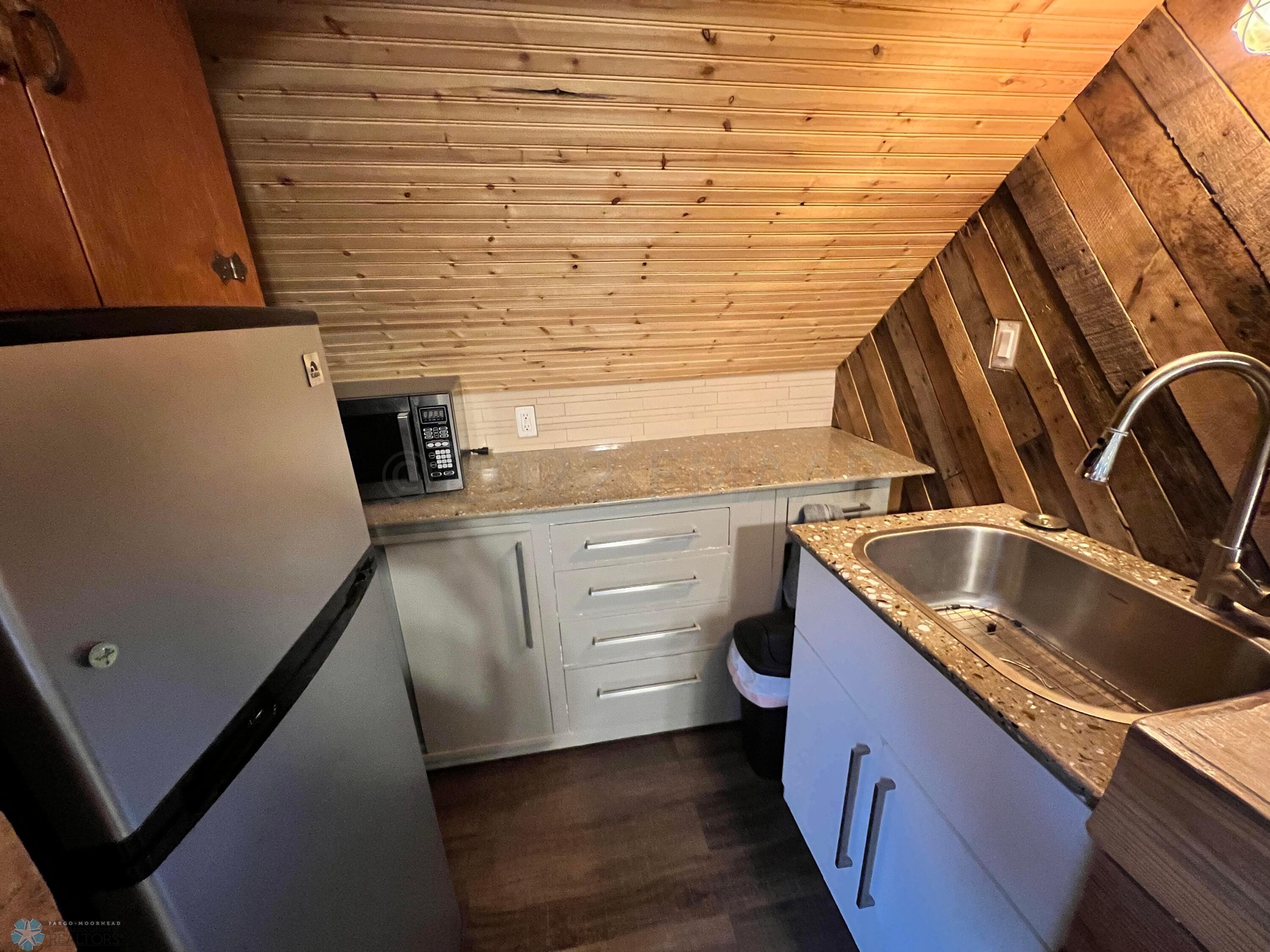Kitchenette in BR 2