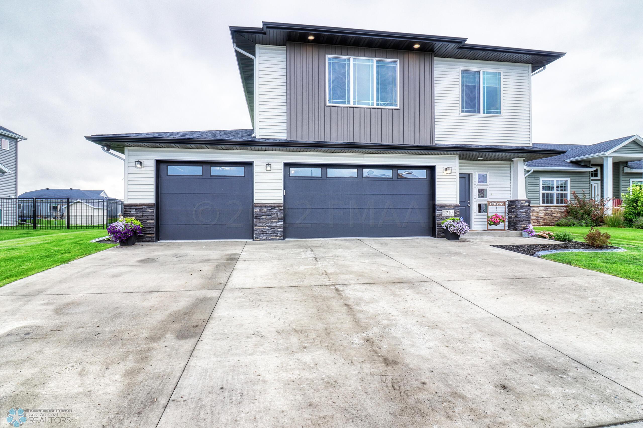 Front Exterior1_4