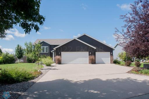 3419 WESTMOOR Drive, Moorhead, MN 56560