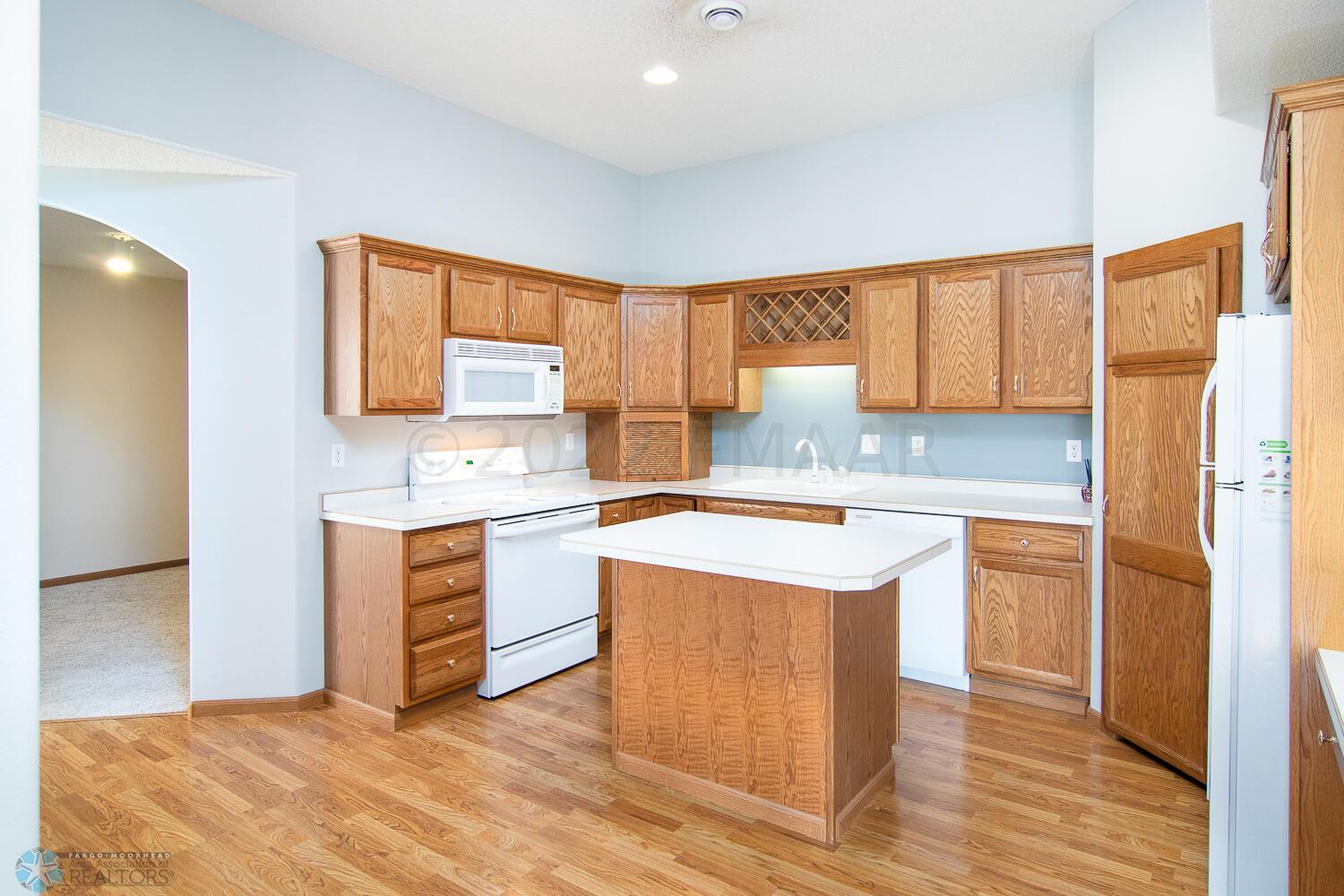 Kitchen Wide