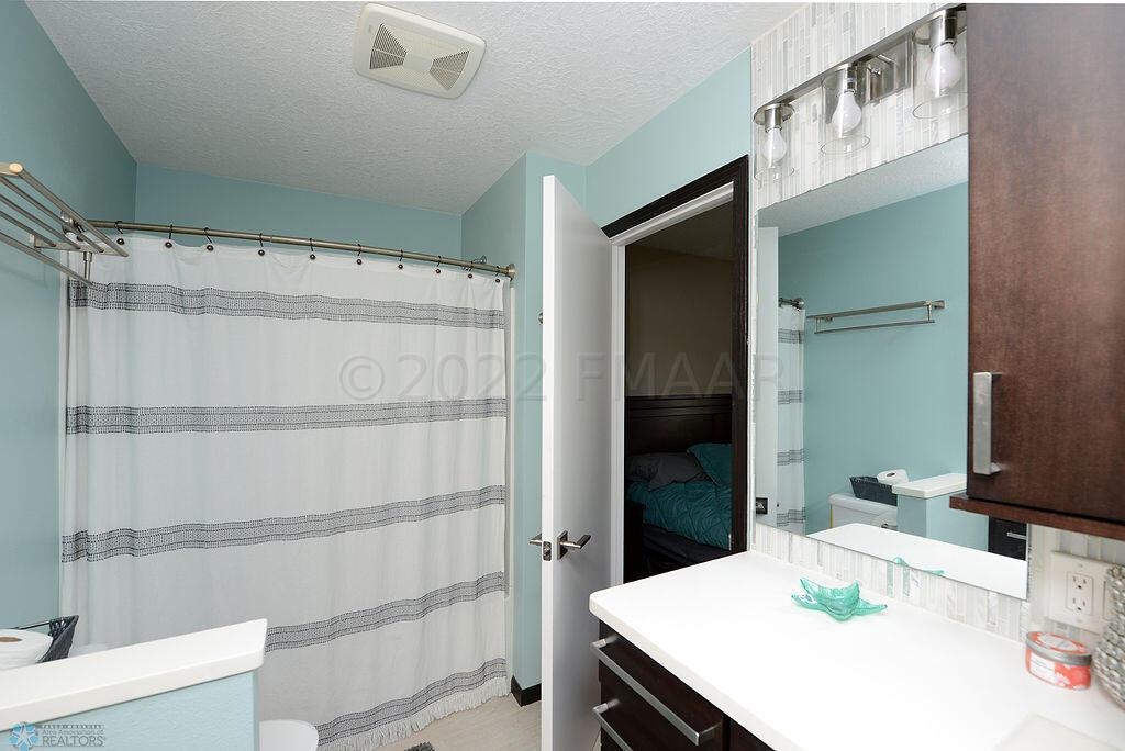 Full Bath