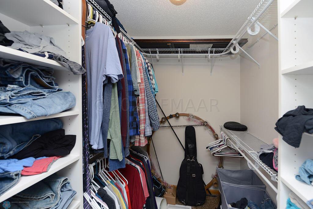 Primary Walk in Closet