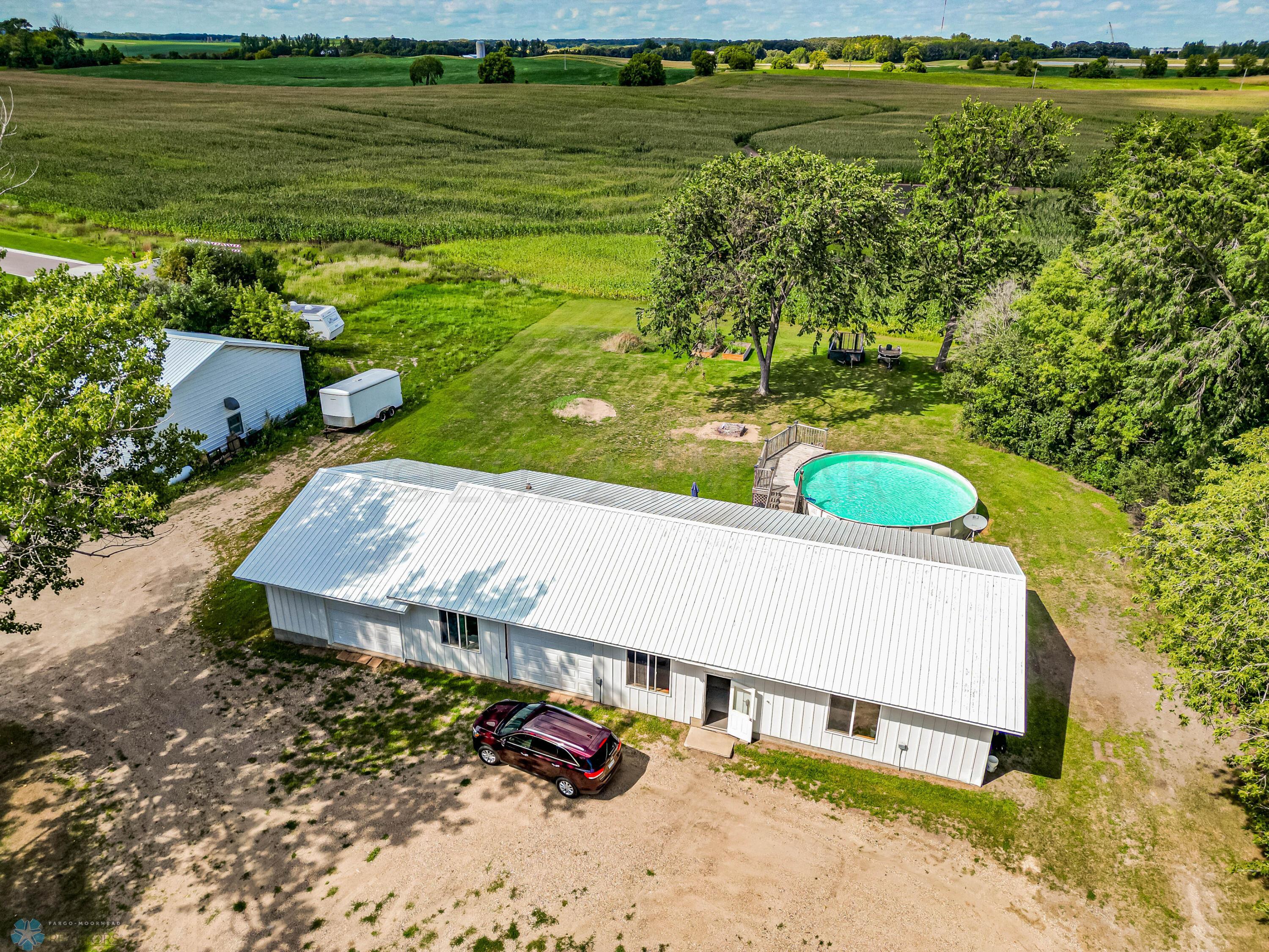 DRONE (4 of 8)