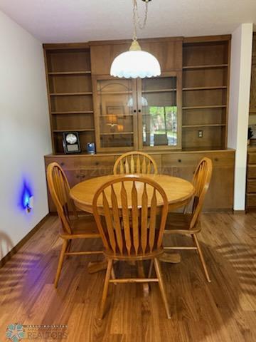 Dining area with built-ins
