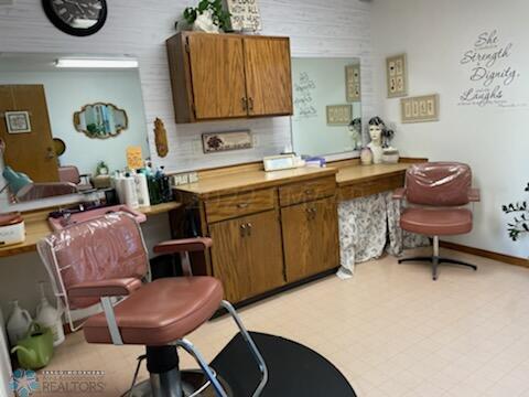 Hair salon
