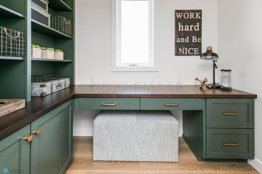 Desk Built In
