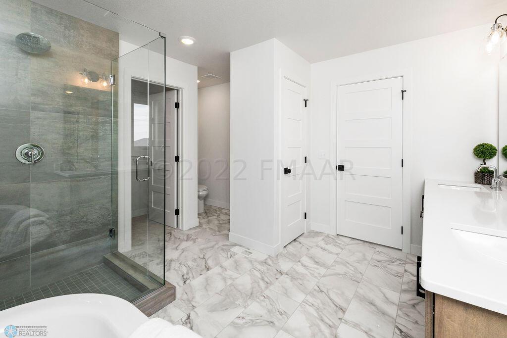 Primary Bathrom