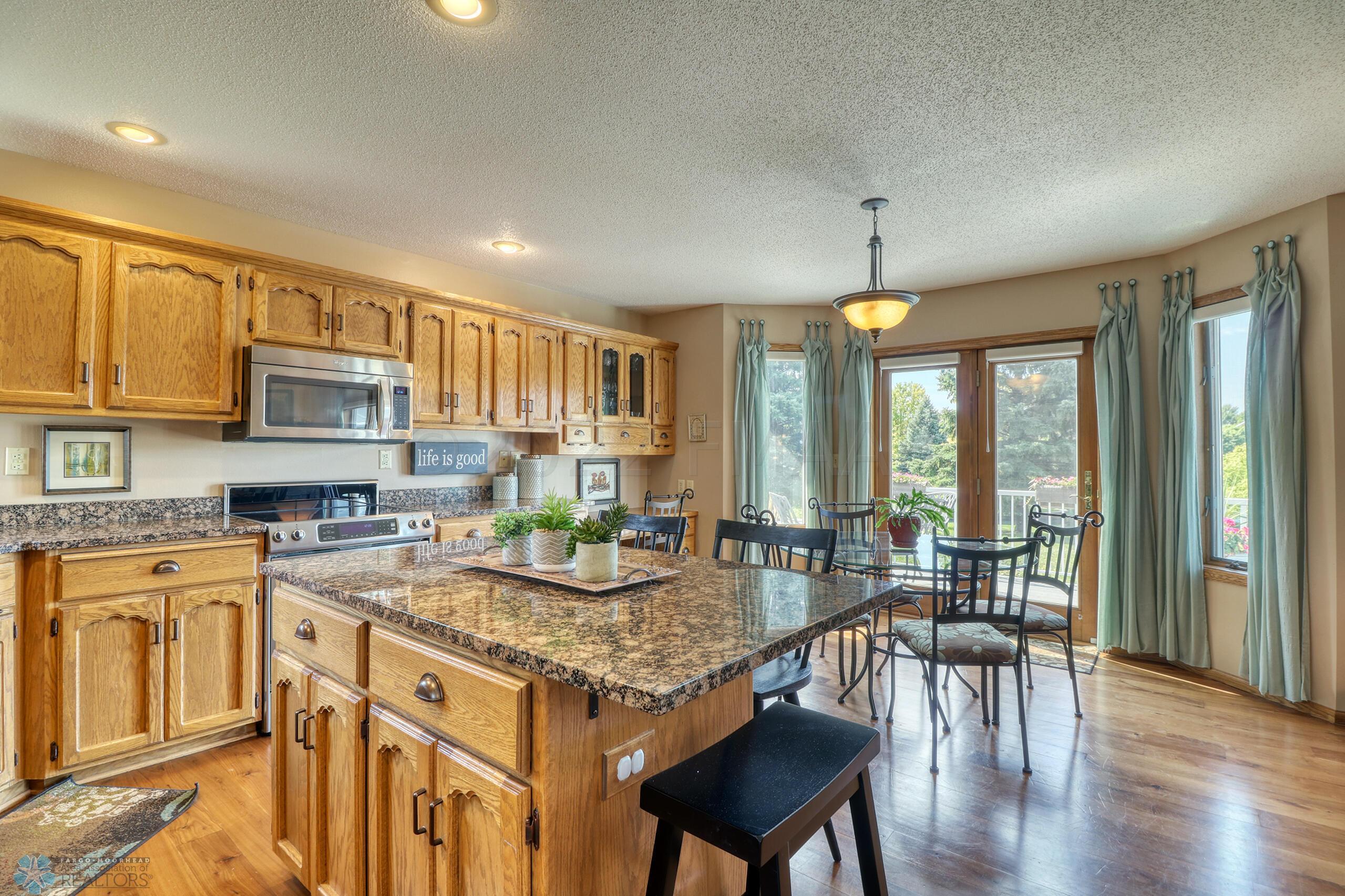 Kitchen1_2
