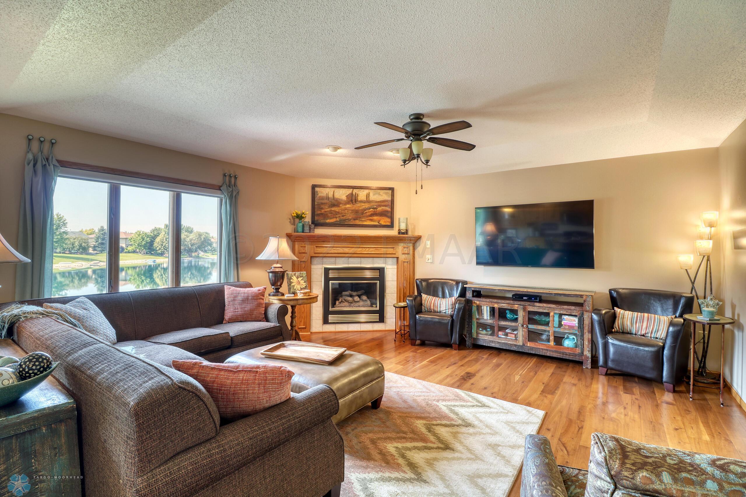 Living Area1_1