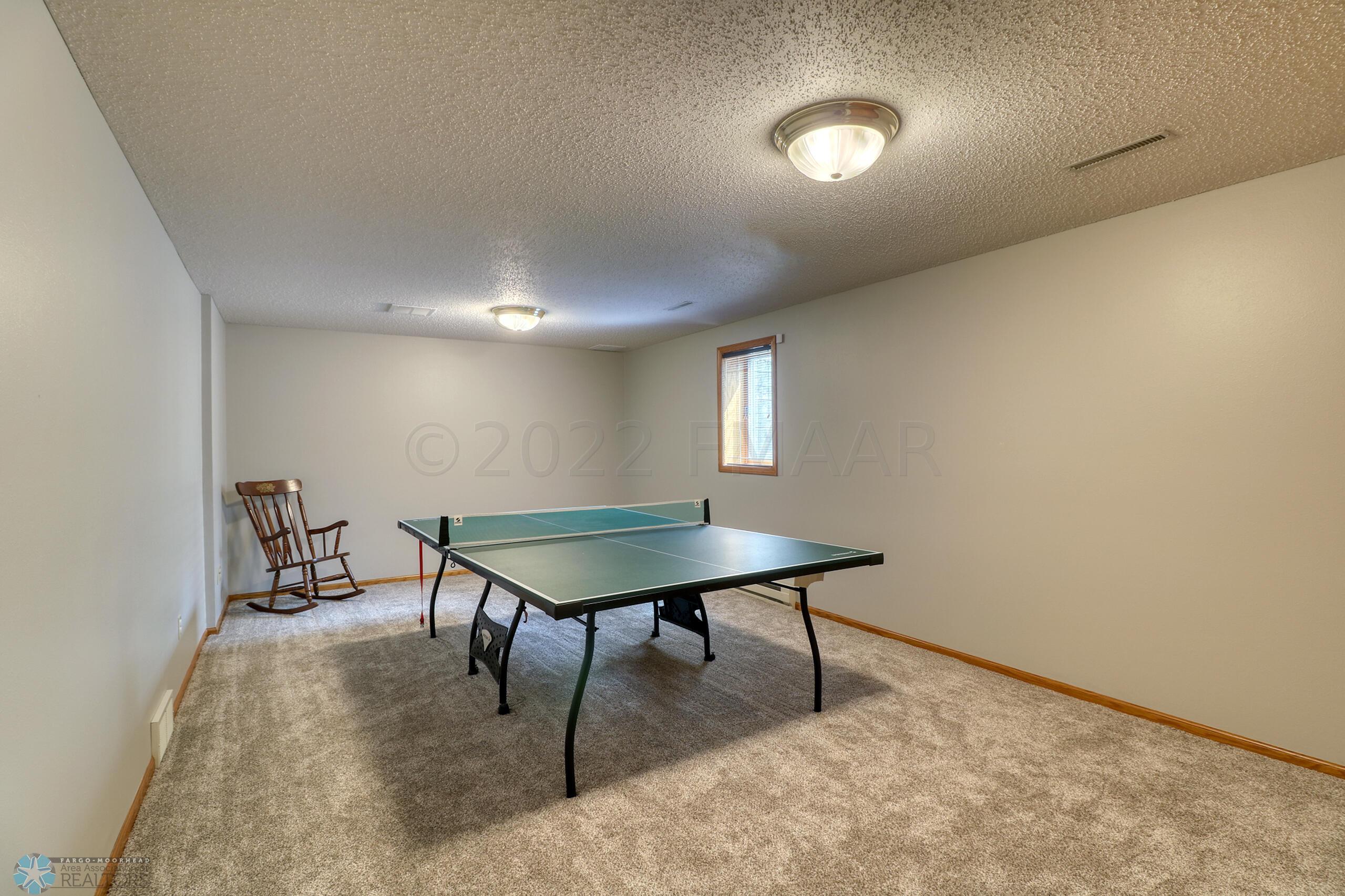 Basement bedroom2_1