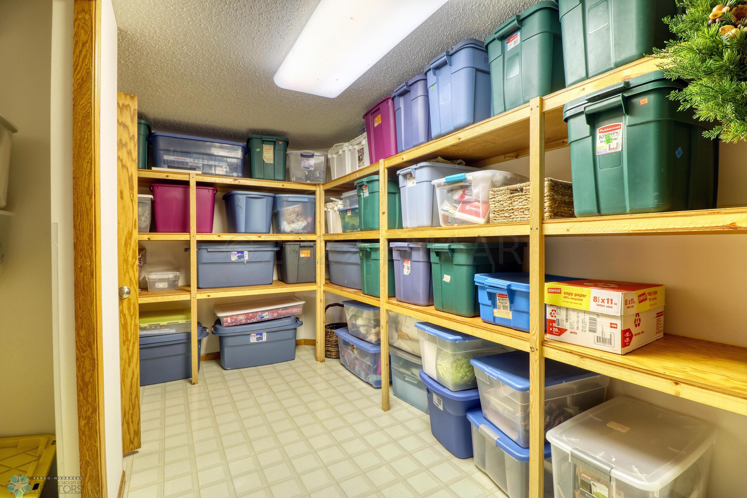 Basement Storage3_1