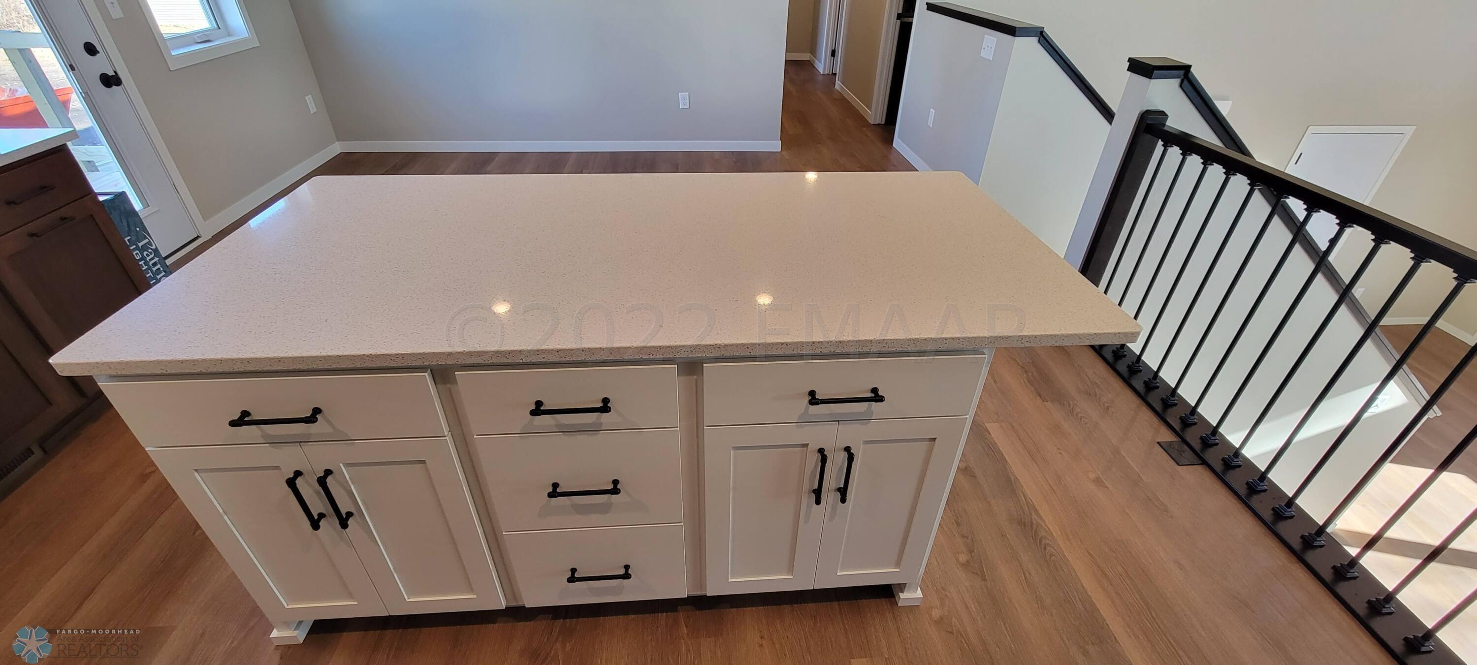 Kitchen Quartz Island