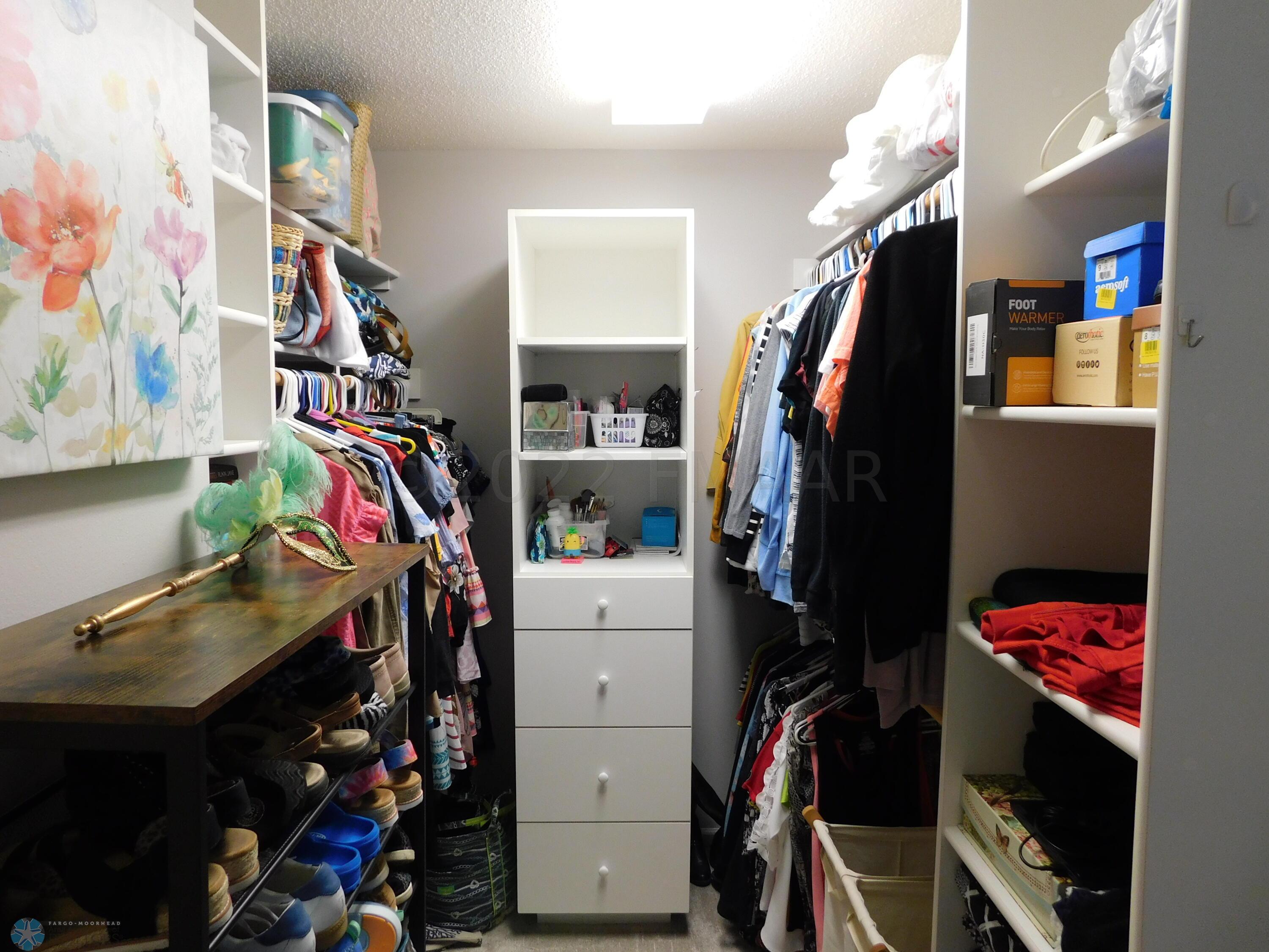 walk in closet