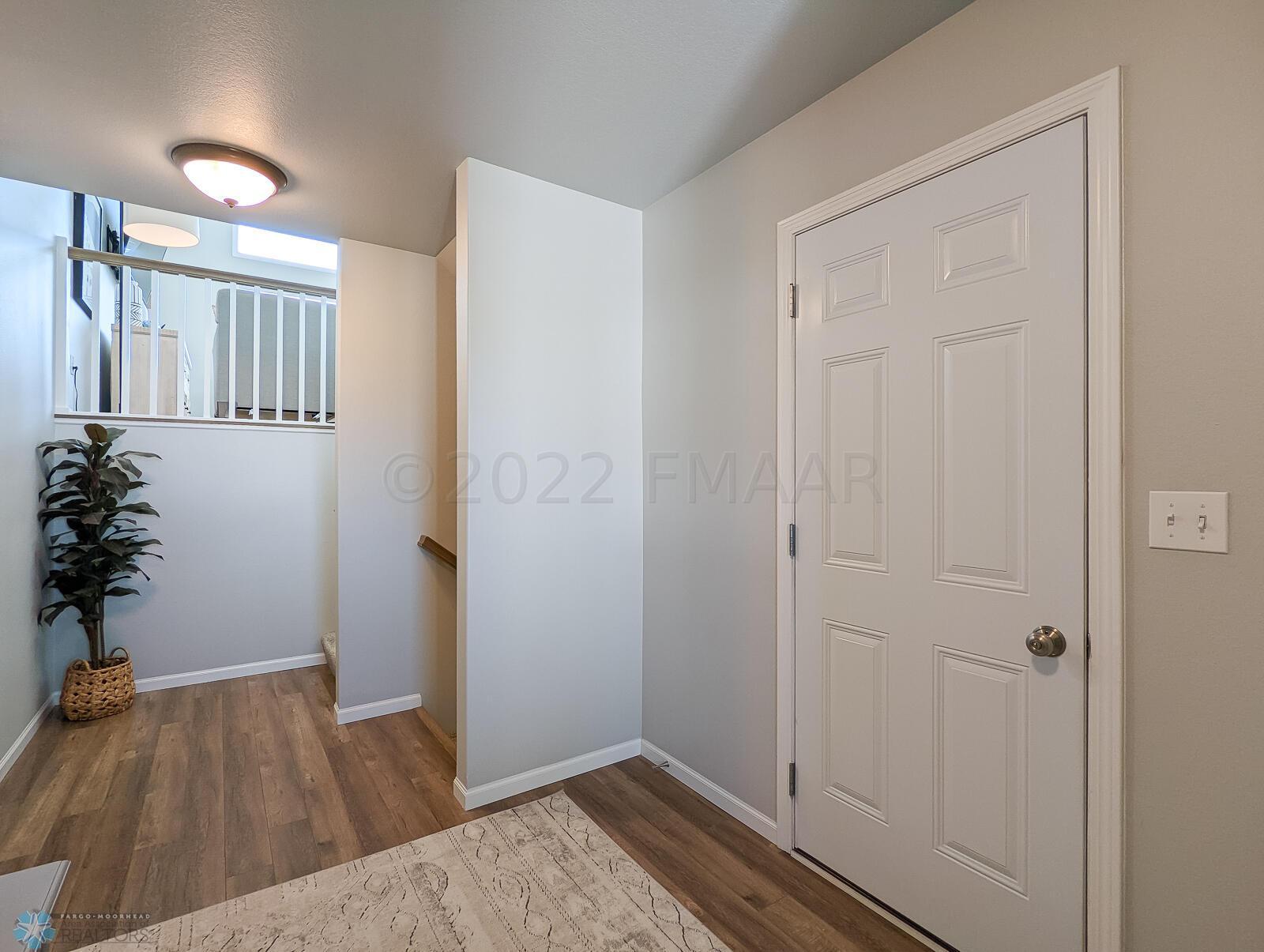 L2P004-141930899