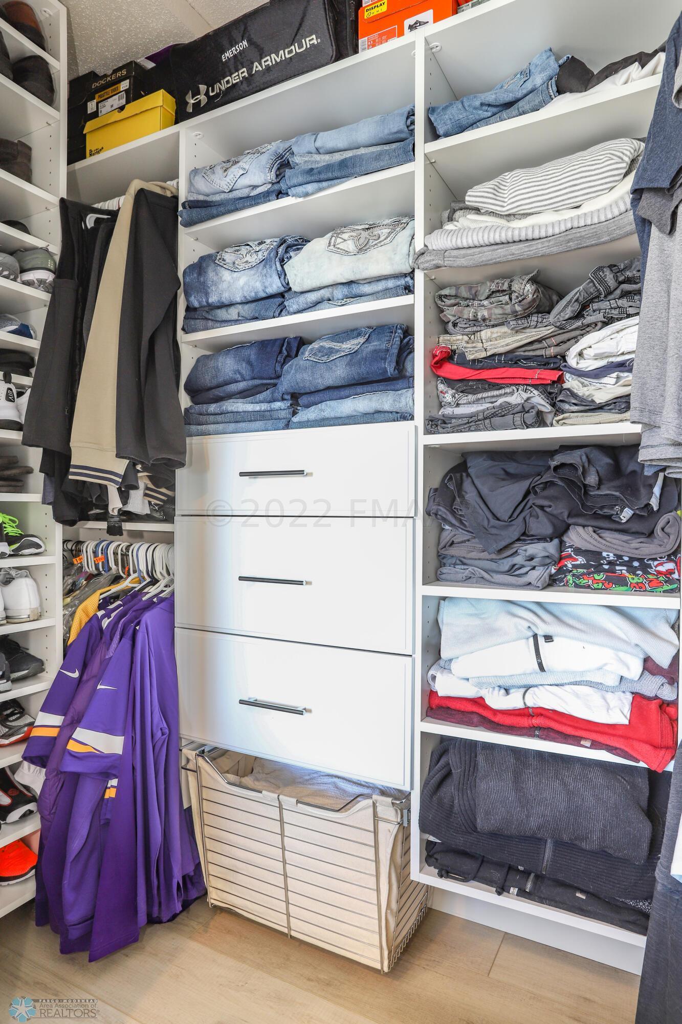 Custom closet