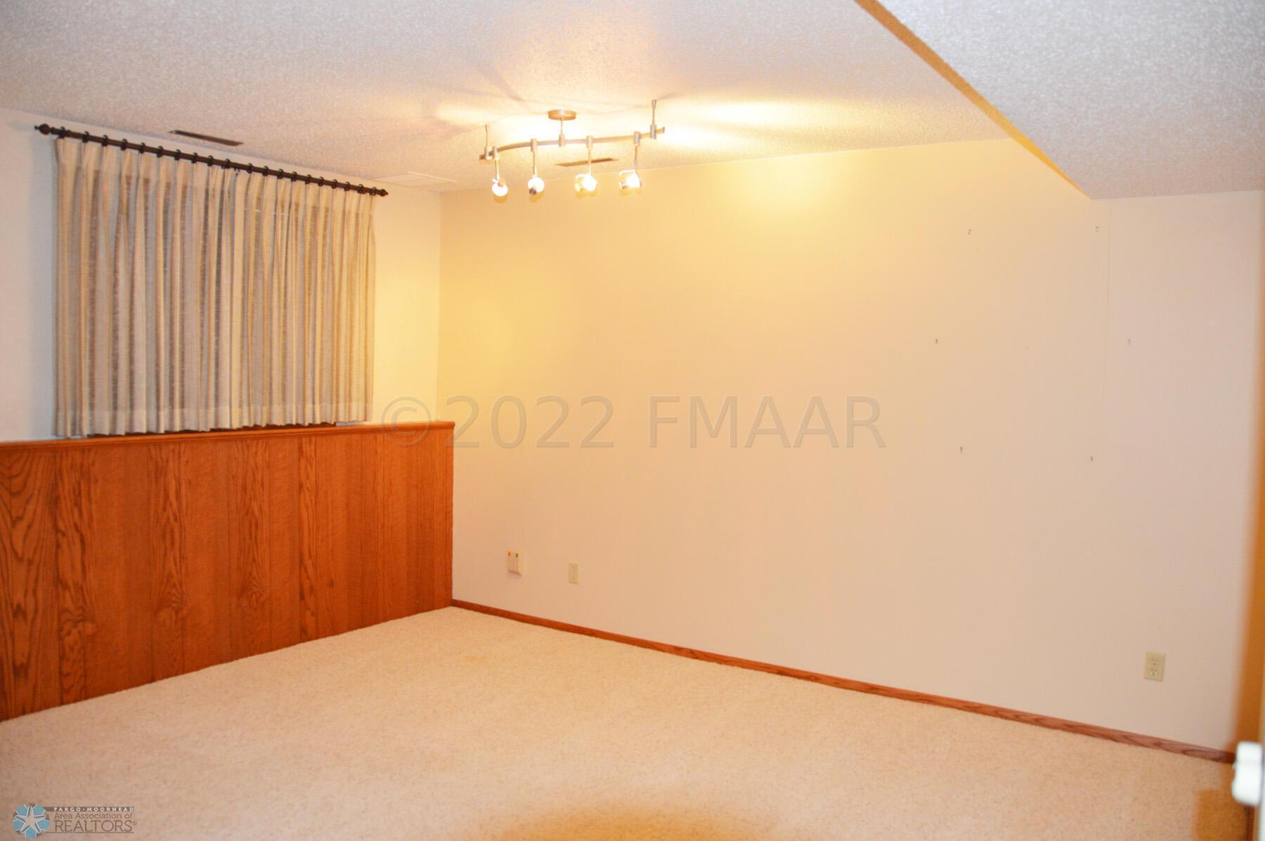 family room 2