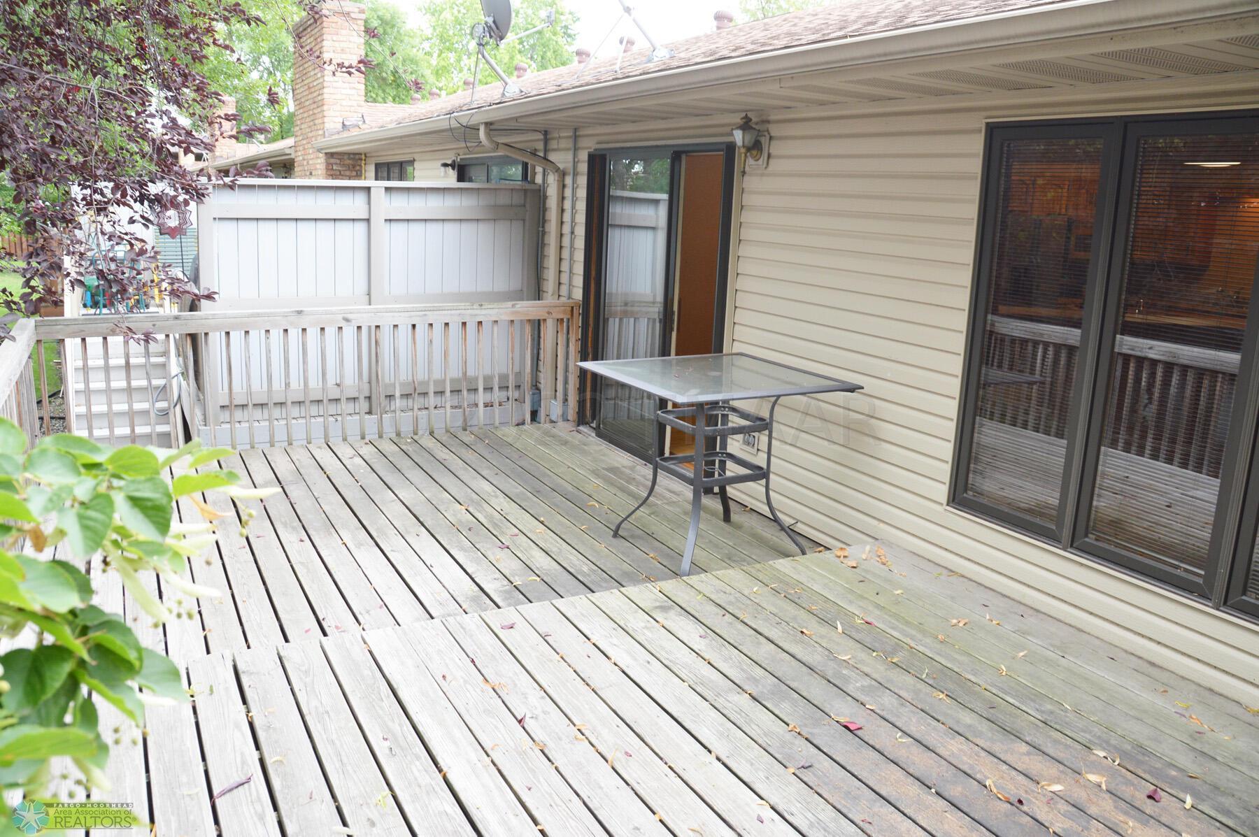 large 2 level deck