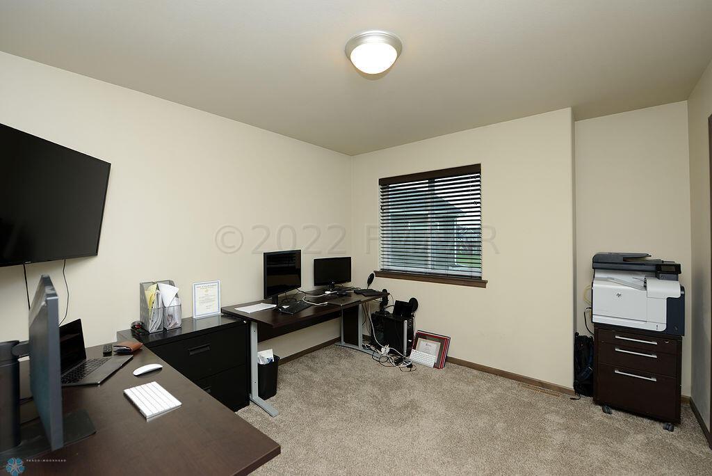 6070 14th St S Fargo