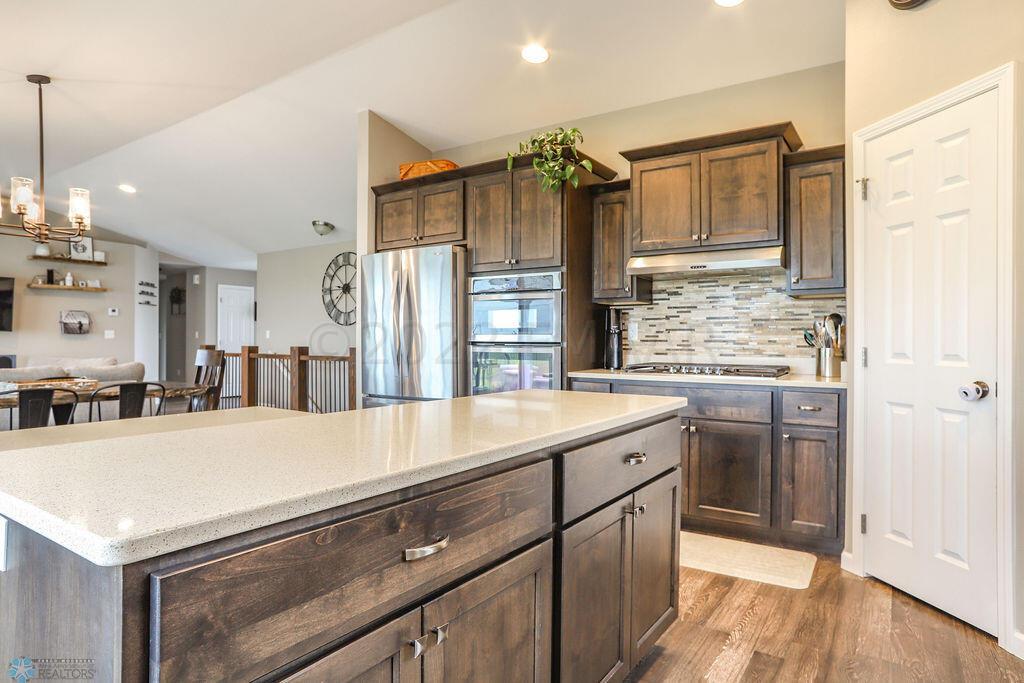 9-Kitchen