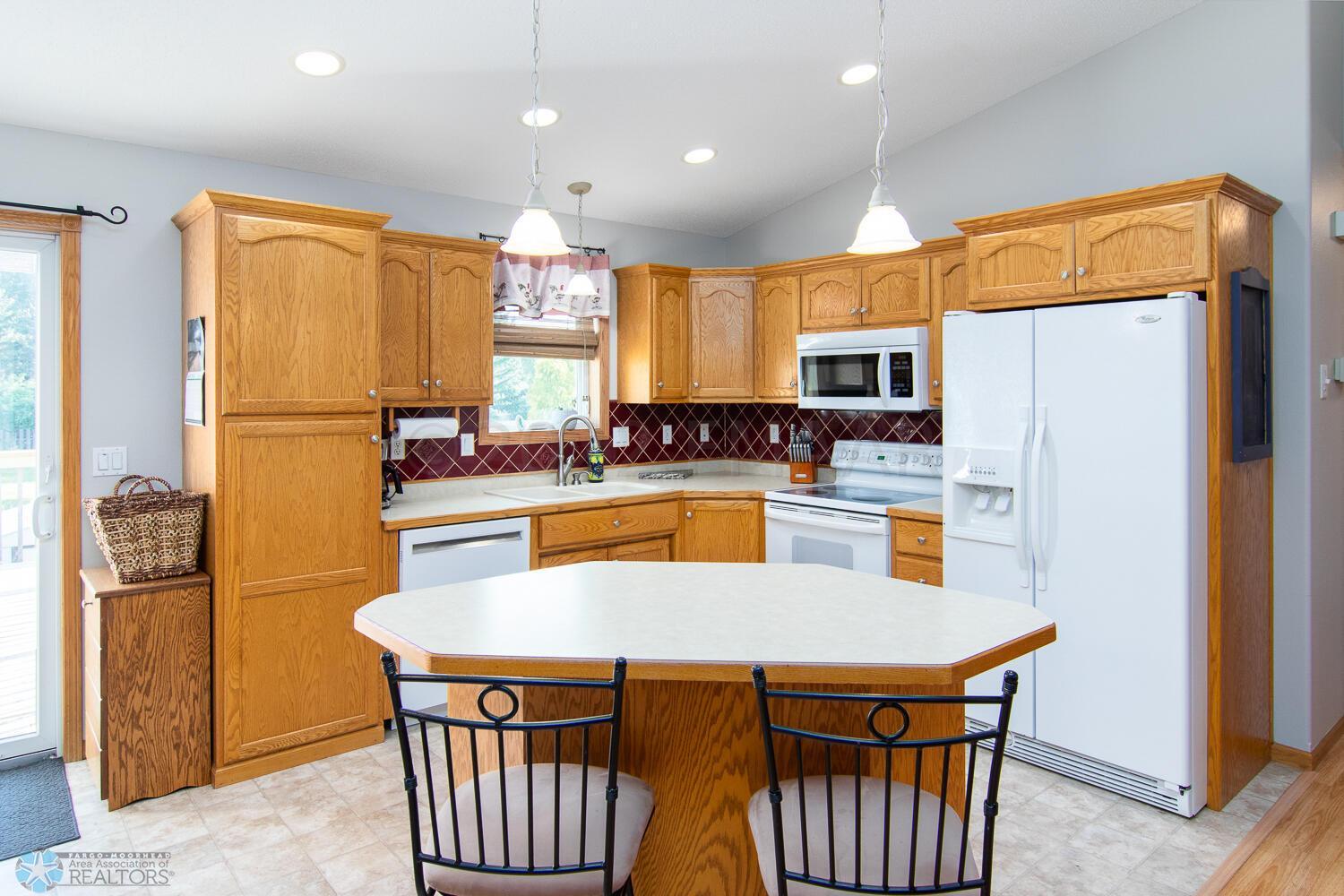 Kitchen Wide