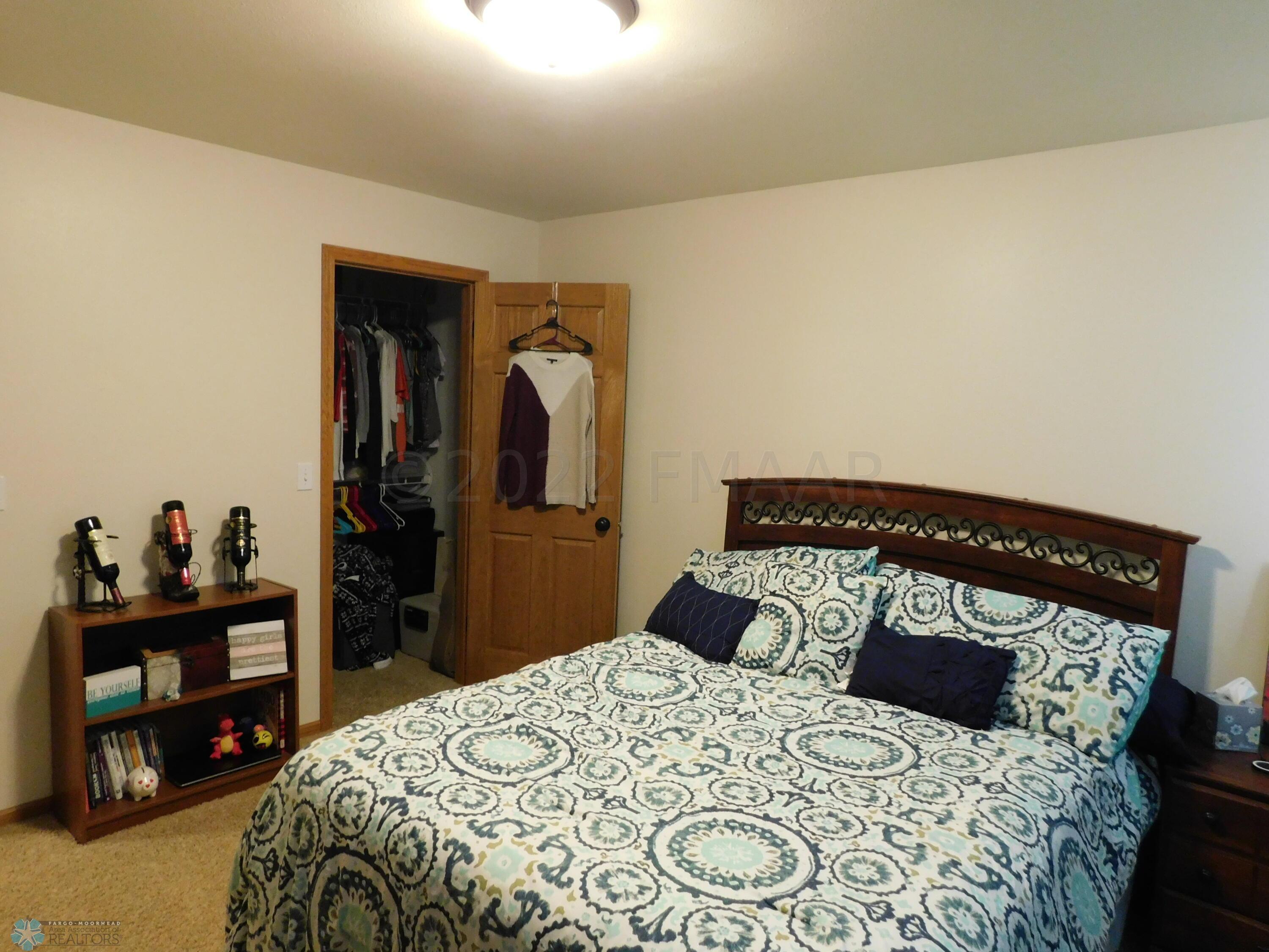 LL bedroom-3
