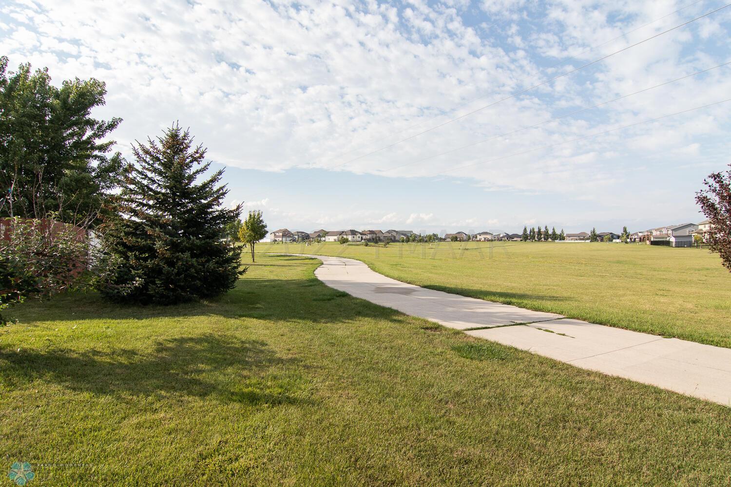 Walking Path/Park