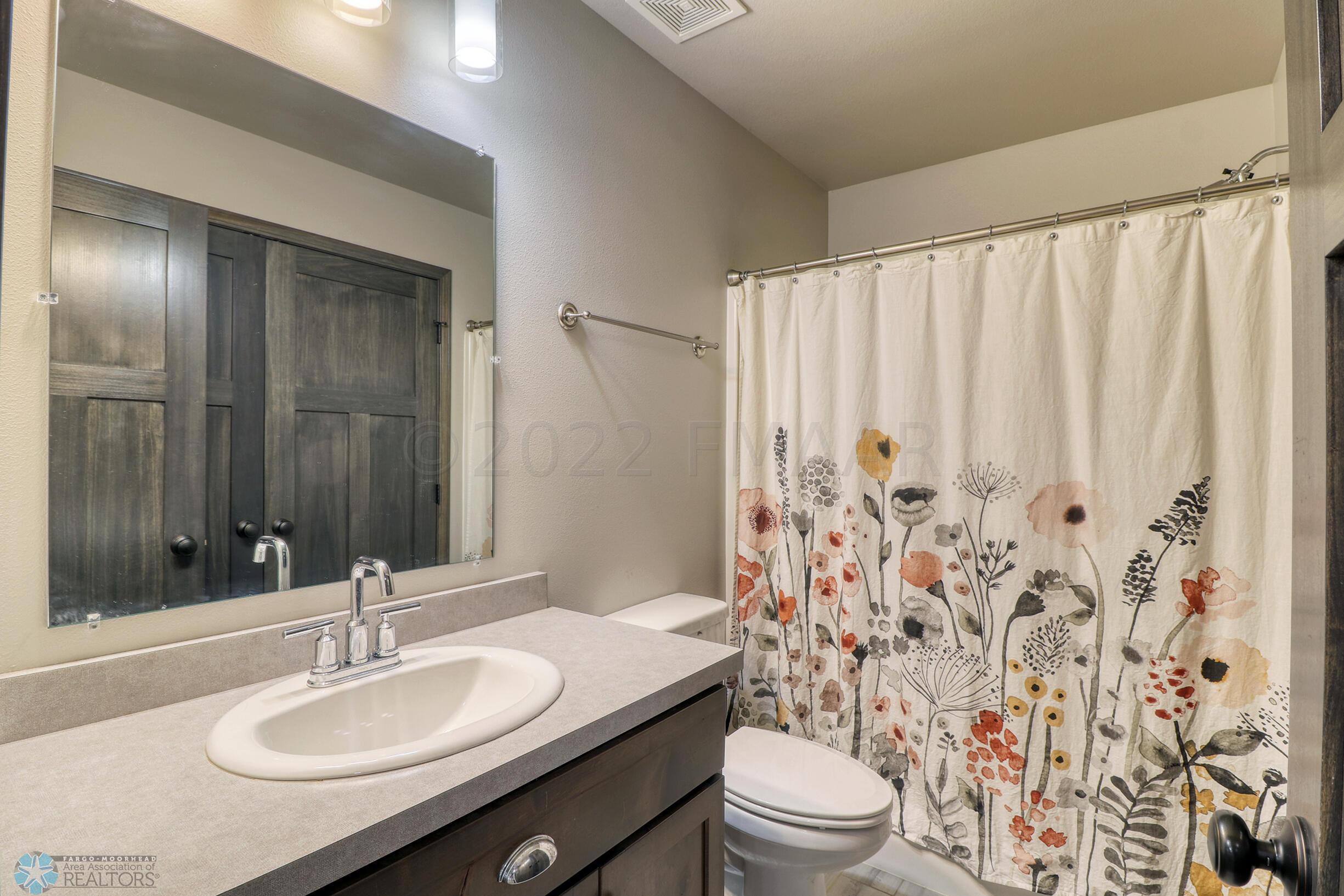 Basement Bathroom1_1