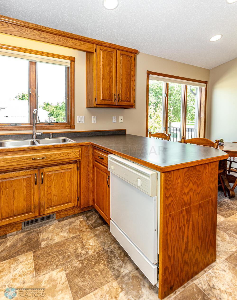 Kitchen Peninsula