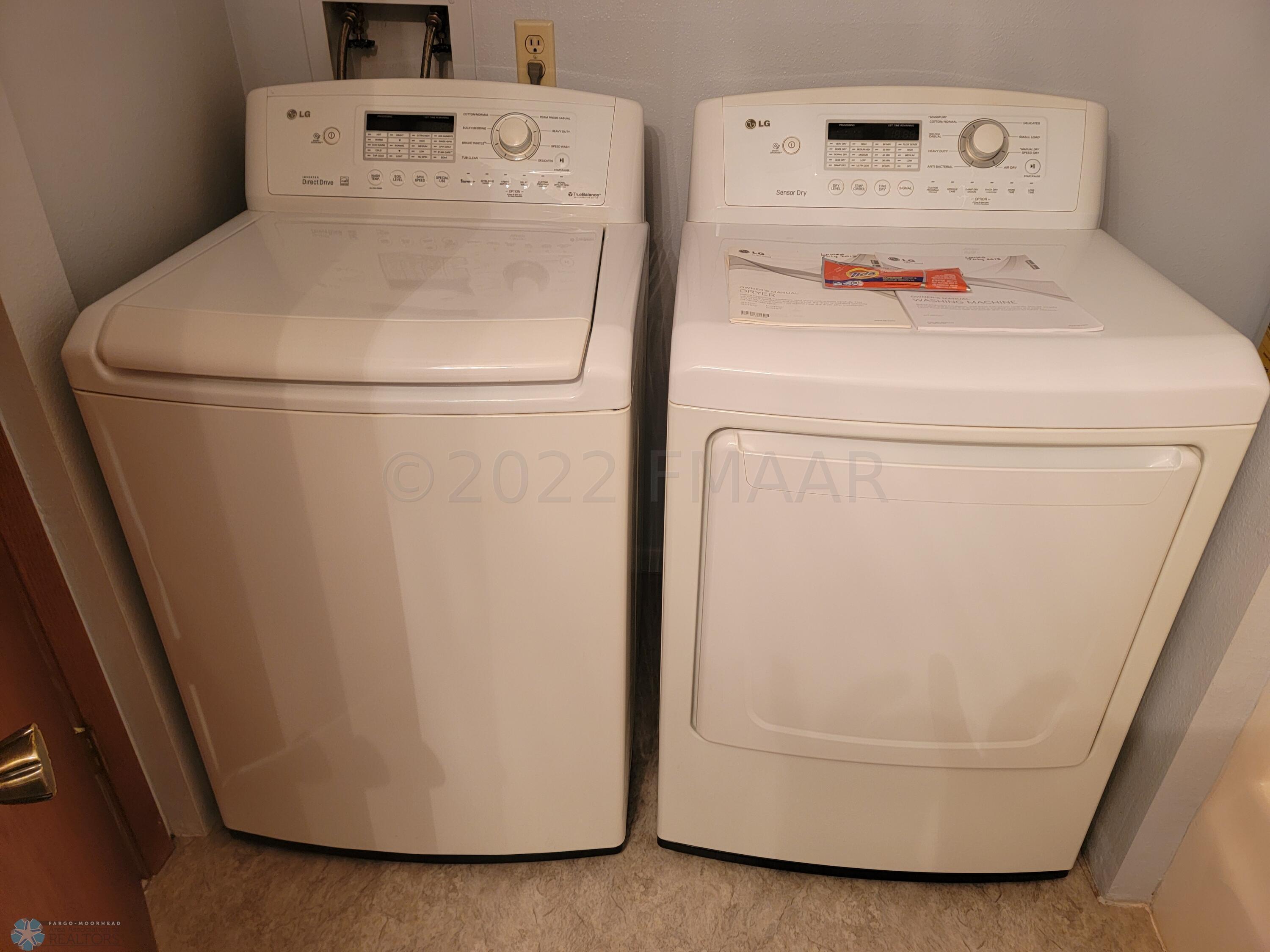 Washer & Dryer included