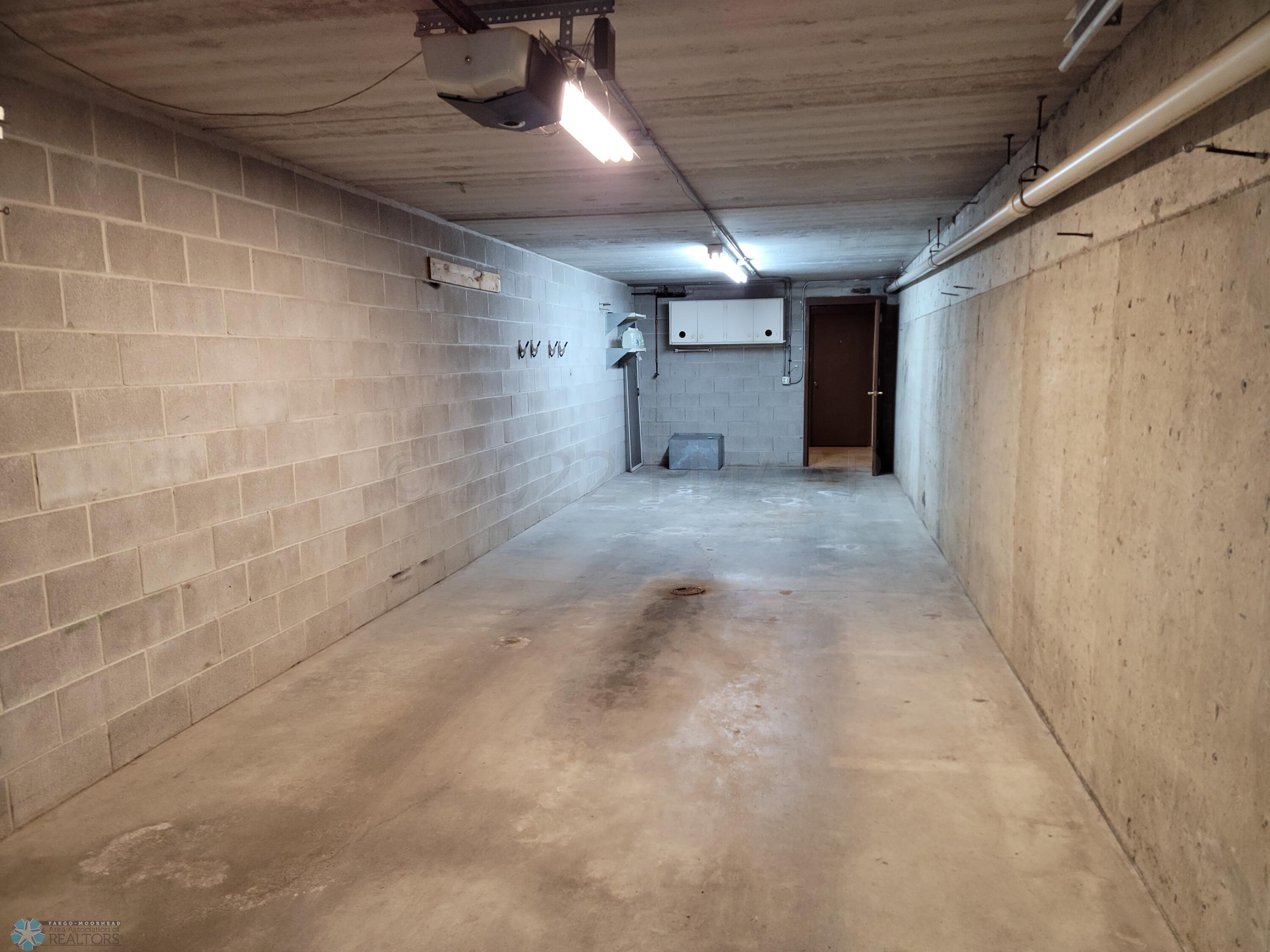 Tandem Garage